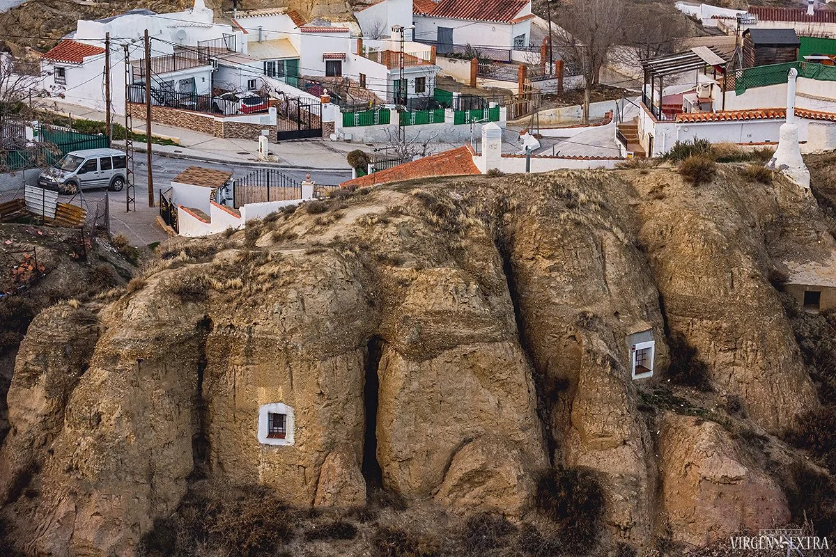 Guadix. Šiuolaikiniai trogloditai