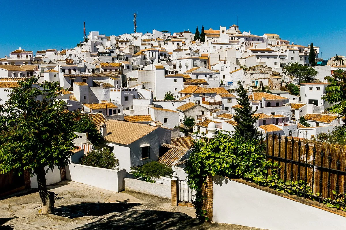 Comares baltasis Andalūzijos miestelis | Andalūzija. Virgen Extra