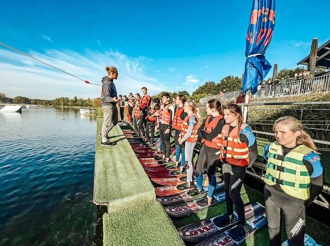 Oktober heeft nog steeds prachtige dagen om het water op te gaan!

Boek je ticket via onze website:
https://www.cableparkaquabest.nl/book-online

See you at the Lake! 💦

#welovewakeboarden 
#cableparkaquabest #wakeboarding #wakeboard #waterski #cabl
