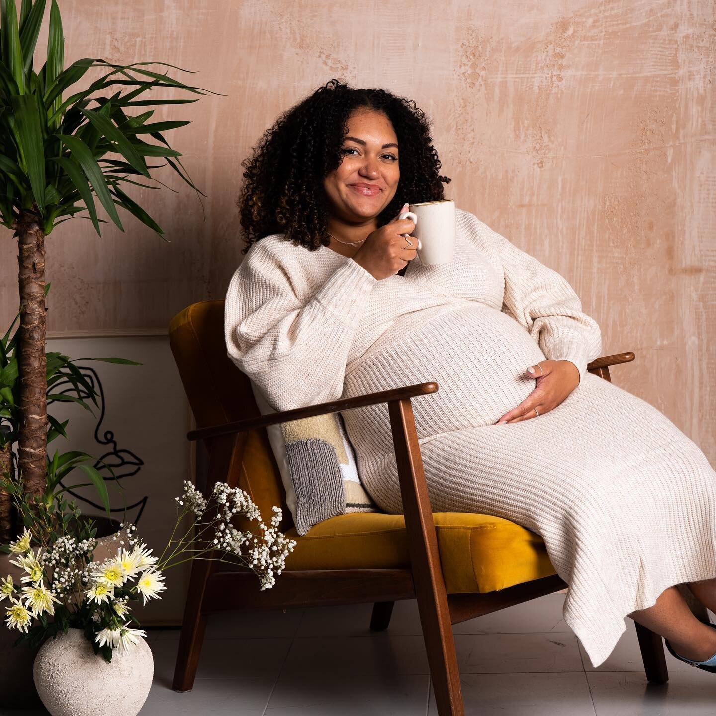 Happy International Women&rsquo;s Day 🍵 

For those of you who are new here, hi I&rsquo;m Rianna the Founder of Tea &amp; Me 👋🏽🥰. As you can see, I&rsquo;m currently flowing through my journey into Motherhood and nearly 9 months pregnant! Loving 