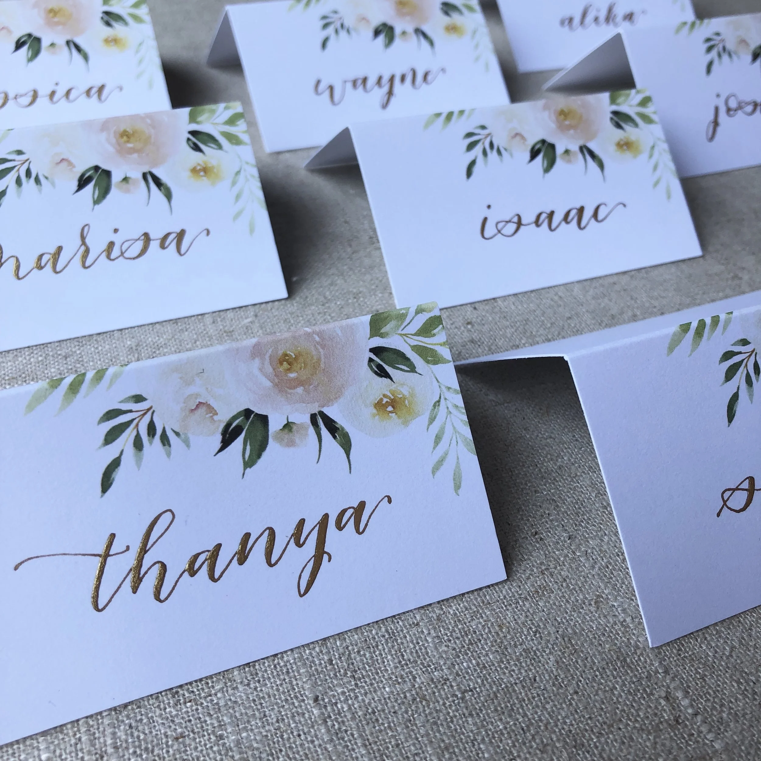 floral folding gold calligraphy name cards.jpg