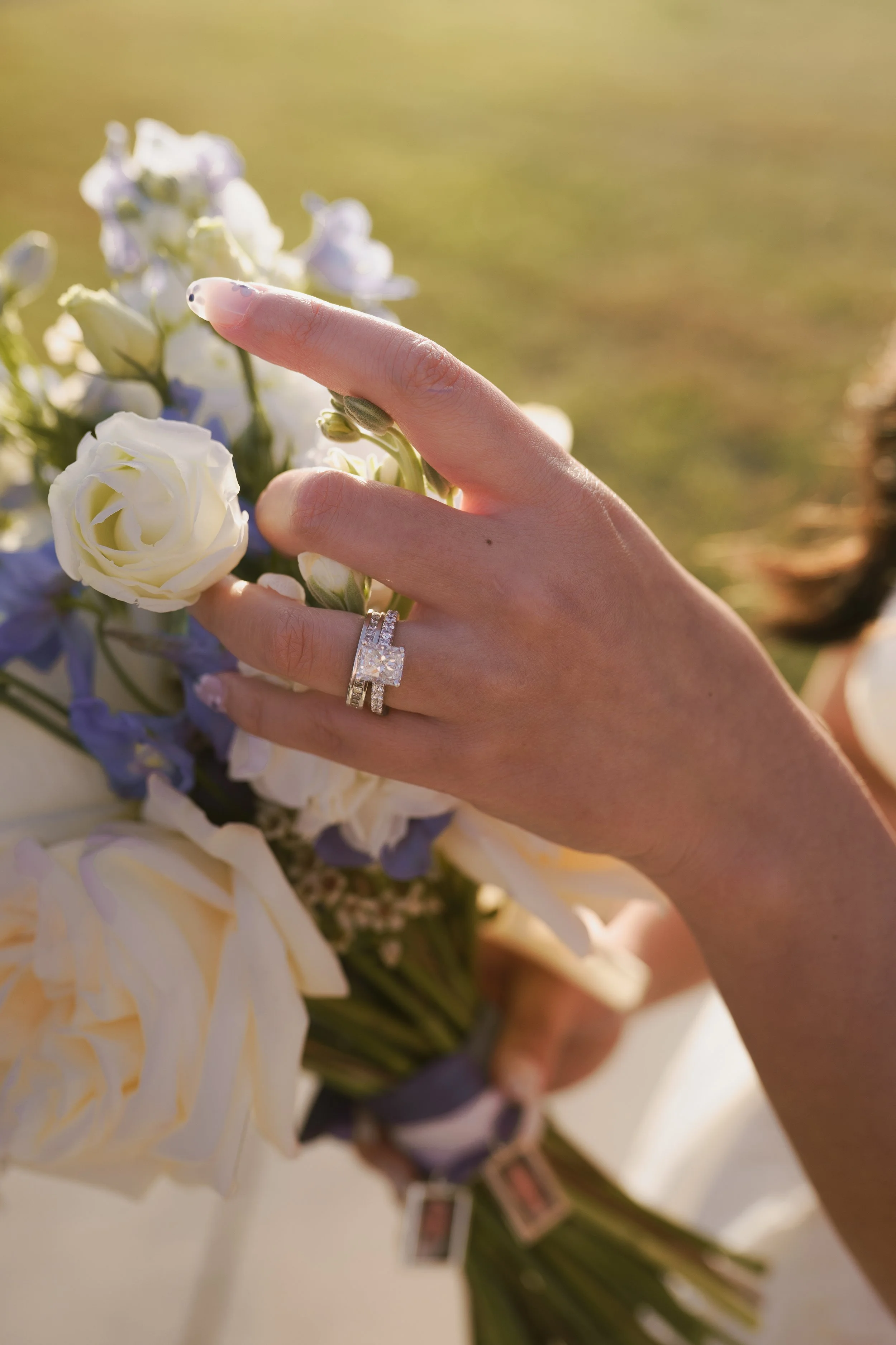 why live guest portraits are the most thoughtful wedding trend of 2026