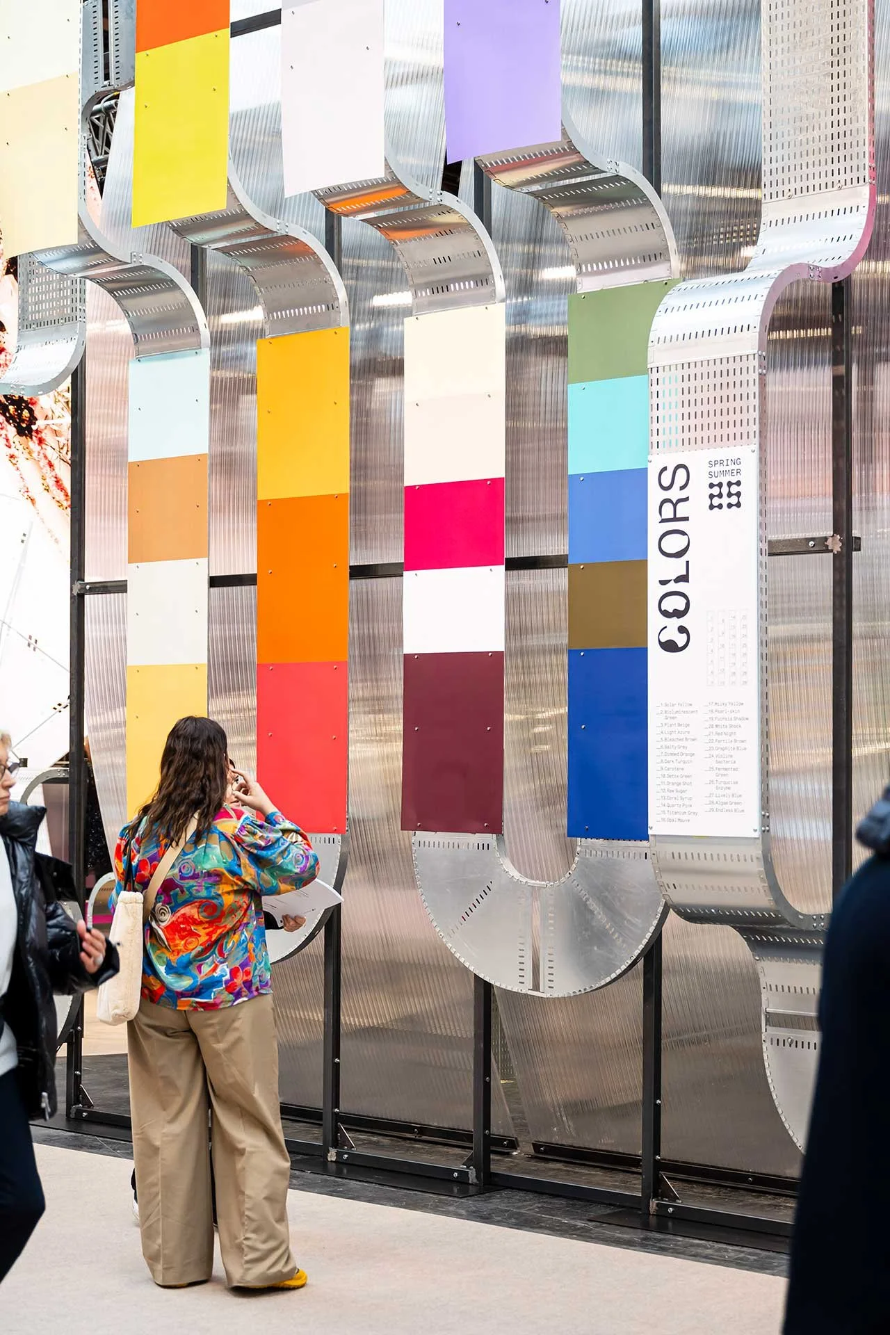 Signalétique des espaces mode sur le salon