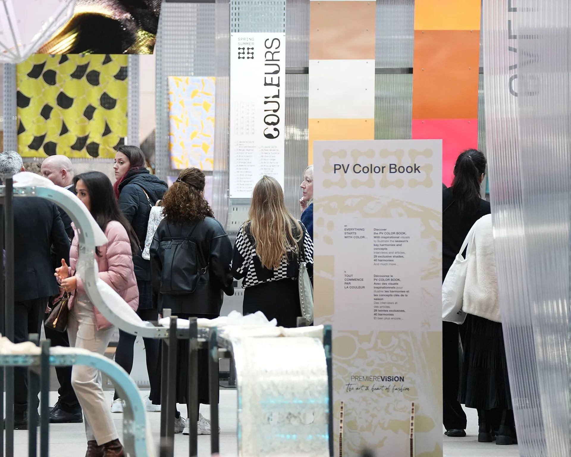 Signalétique des espaces mode sur le salon