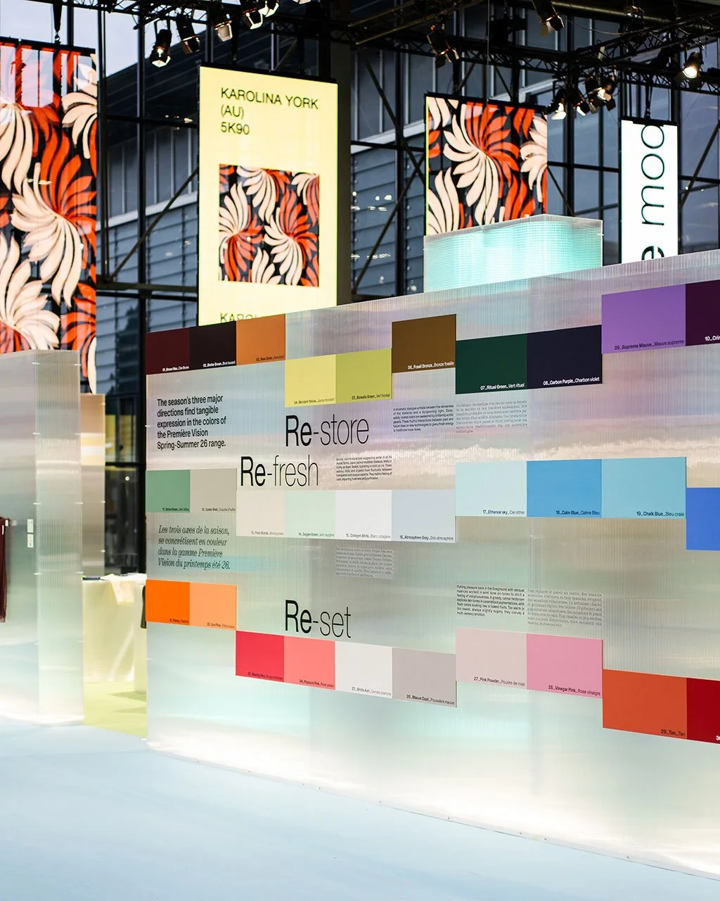DA signalétique salon - panneau gamme de couleurs