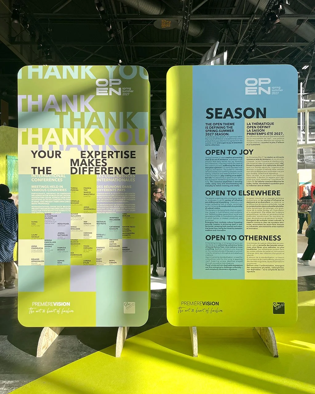DA signalétique du salon : concept graphique des panneaux d'information mode