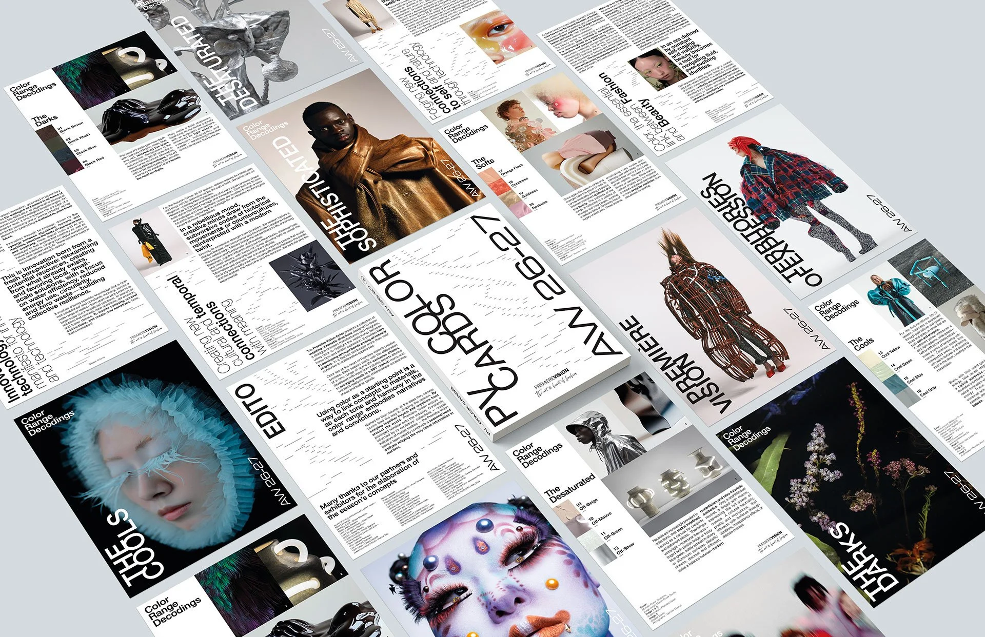 DA du magazine de la saison sous la forme de cartes contenu dans un dossier sur-mesure