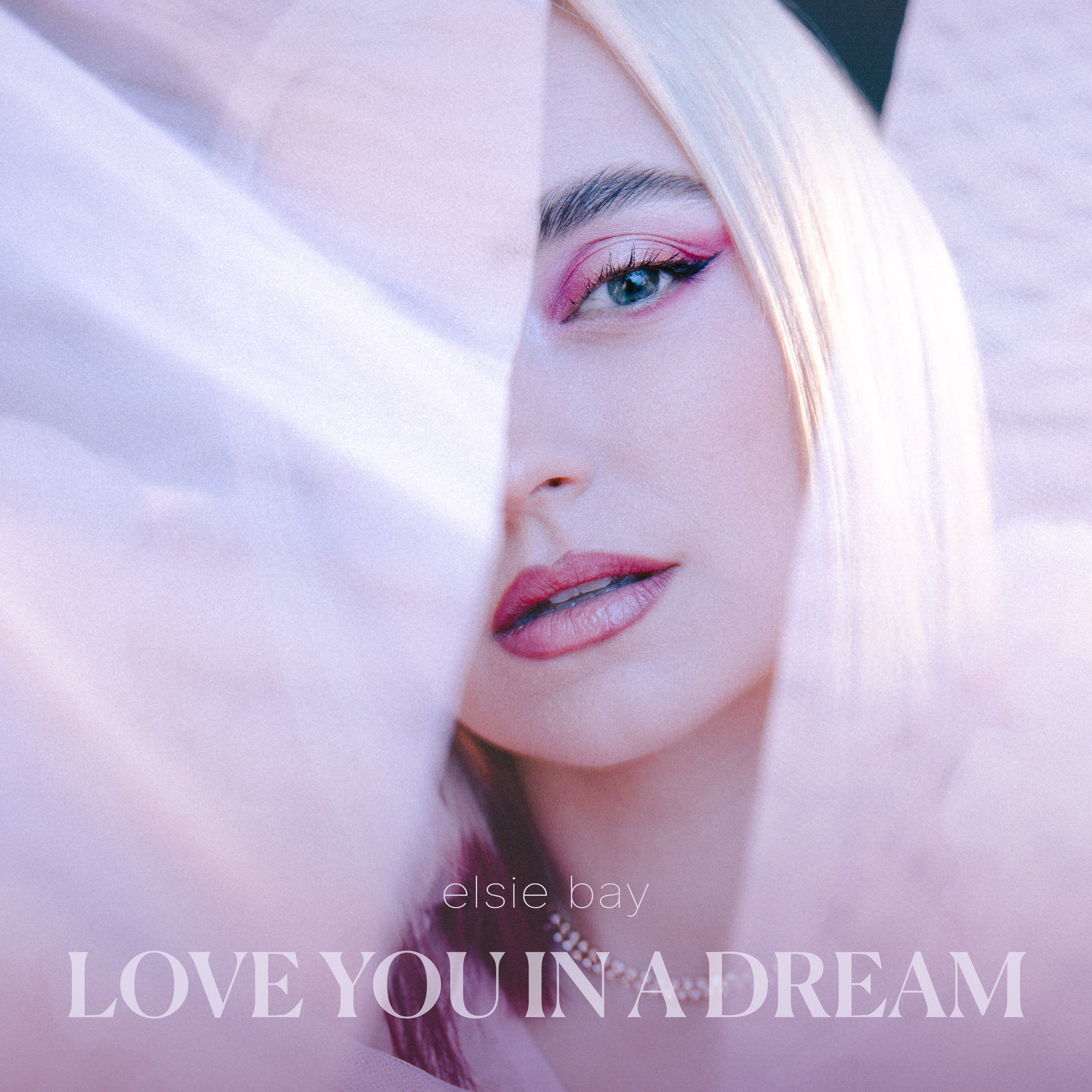 Elsie Bay - Love you in a dream