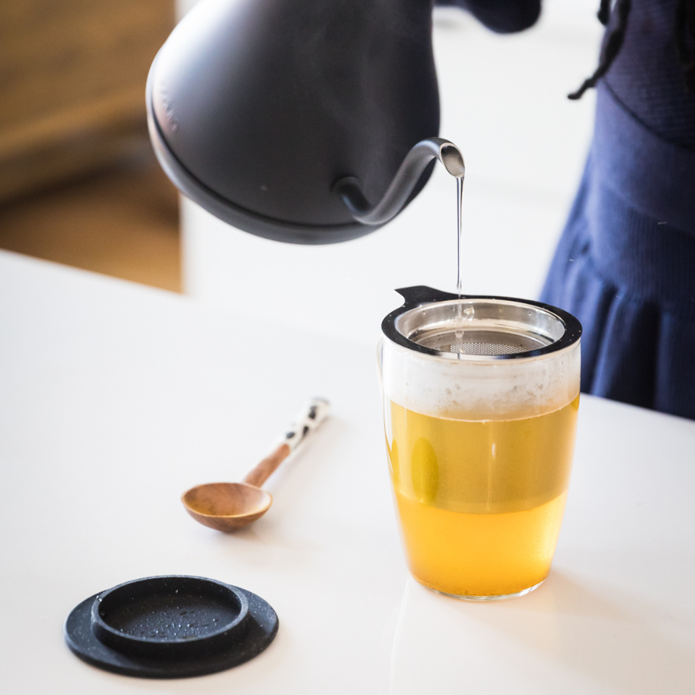 Loose-Leaf Tea Infuser Mug - Tea and I.png