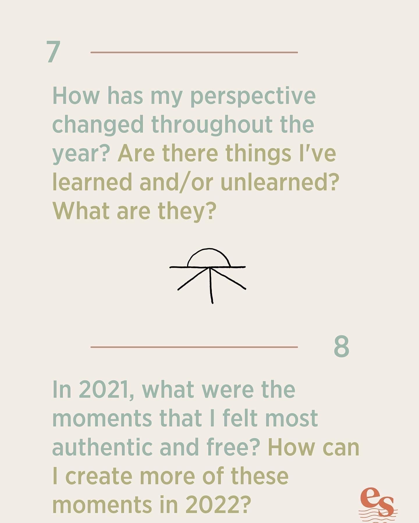 10 Self-Reflective Journal Prompts to Lead In to 2022 - Prompts 7 and 8.jpg