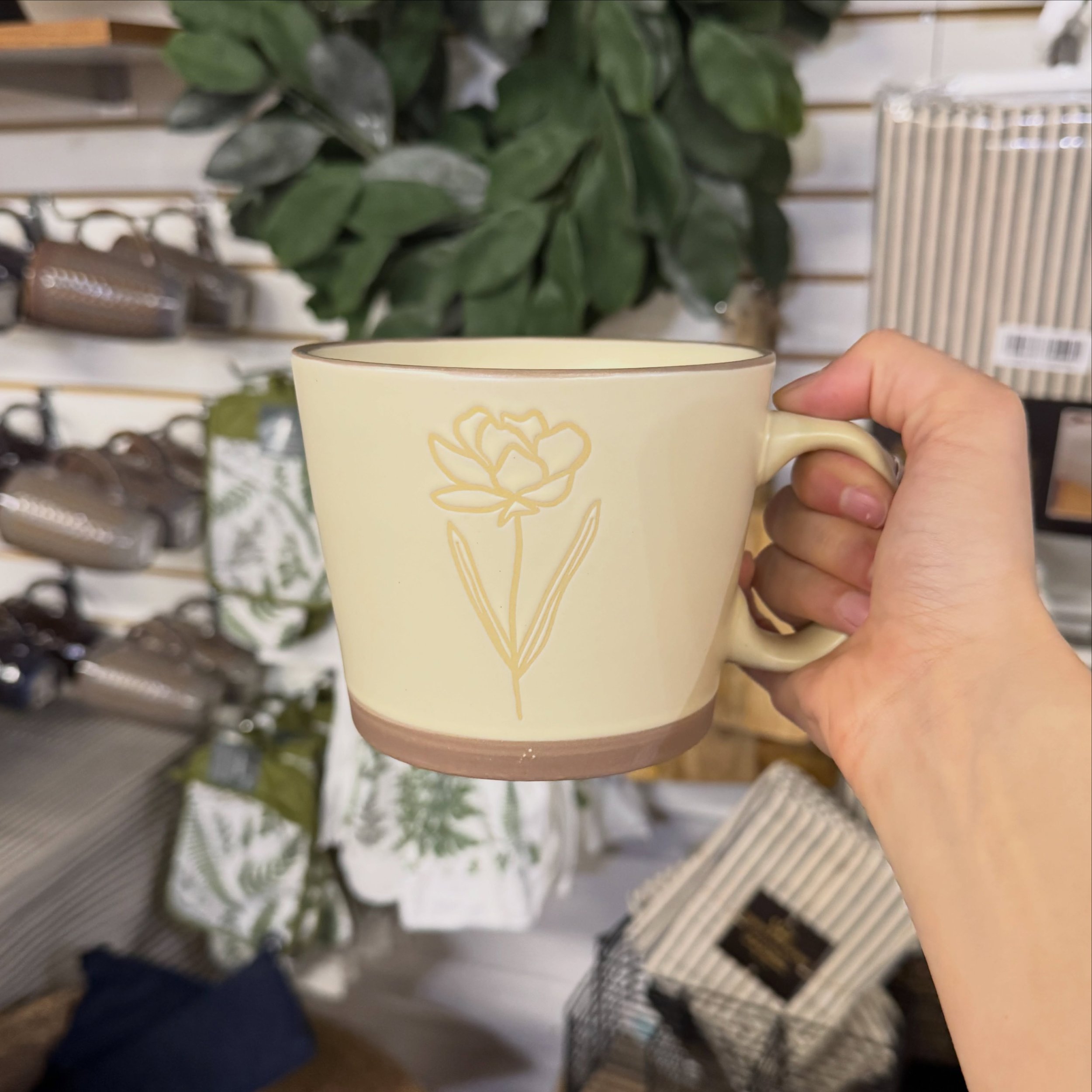 NEW to the floor! 🤩

These make a great everyday mug; the perfect size for those morning coffees. ☕

AVAILABLE in four different designs &amp; colours. 

ONLY $8.99 each❗

Come checkout our kitchen department for more great items. ☺️

#new #kitchen 
