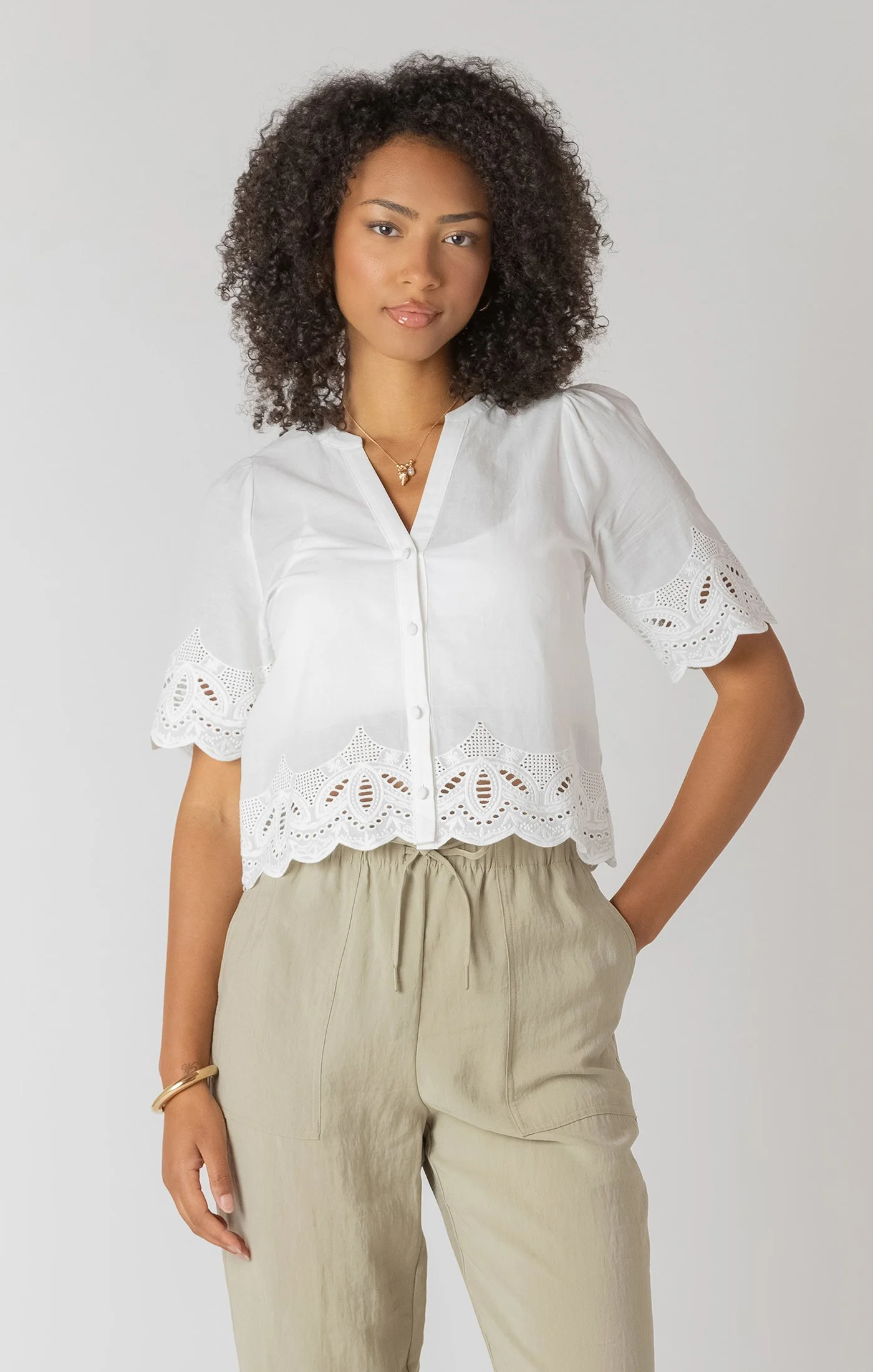 Room 34 White Short Sleeve Button Down Blouse