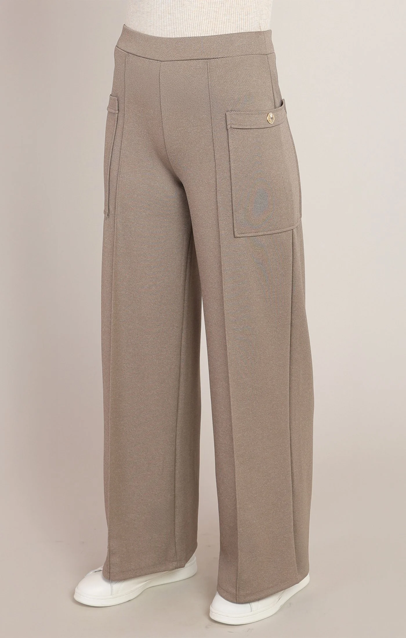 Room 34 Twill Pocket Pant in Warm Taupe