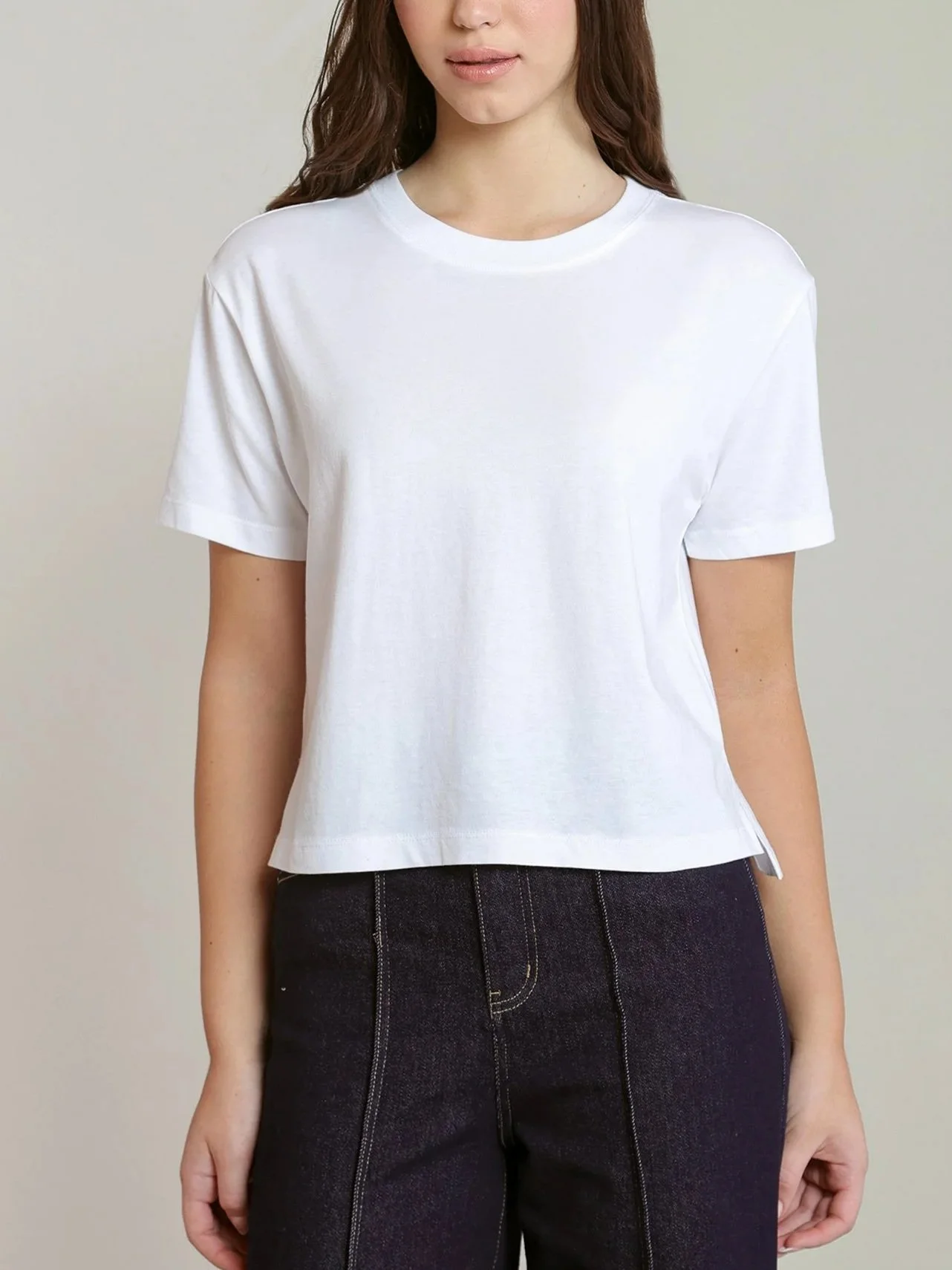 Dex Cropped Essential Tee in White