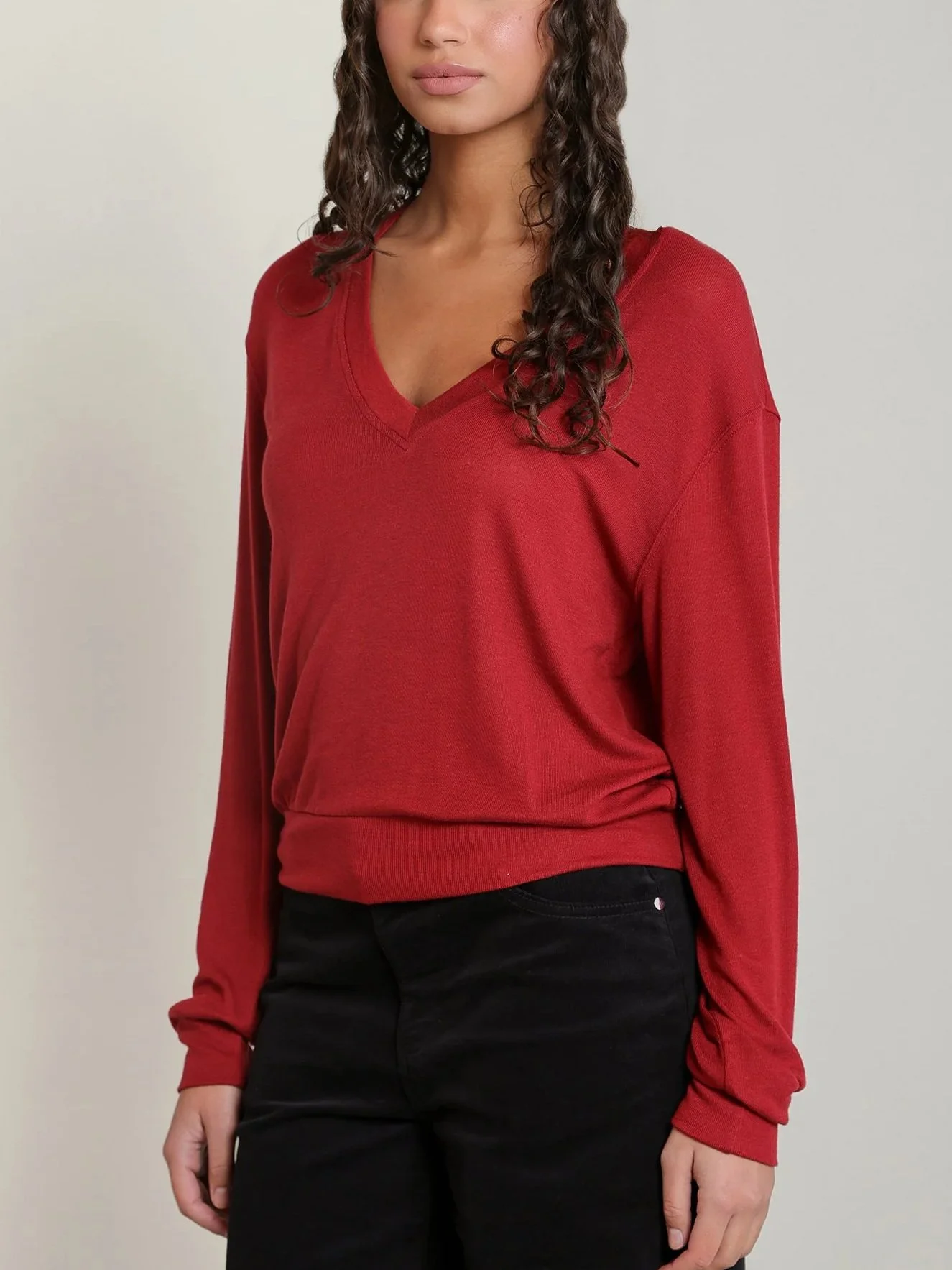 Dex V-Neck Long Sleeve Shirt in Burgundy