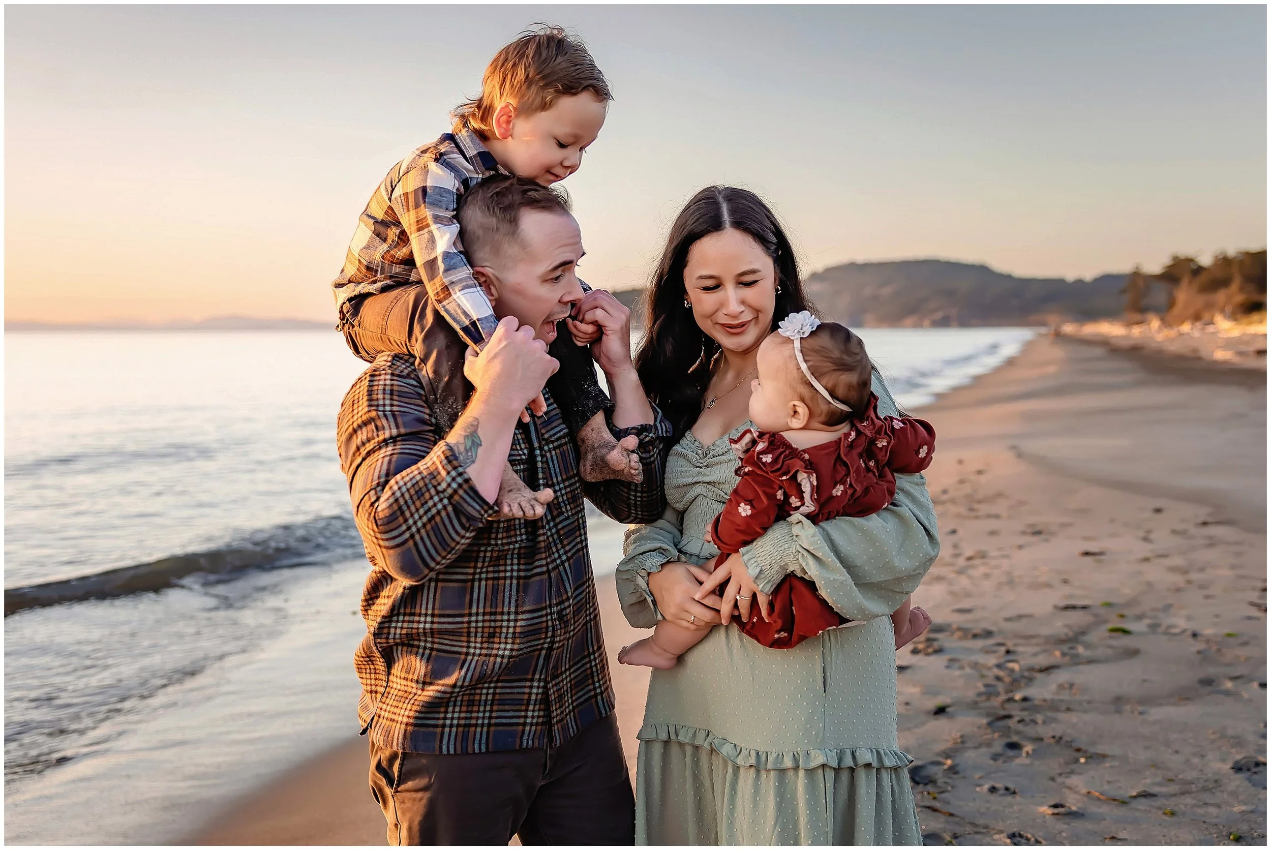 Oak-Harbor-Family-Photography-001.jpg