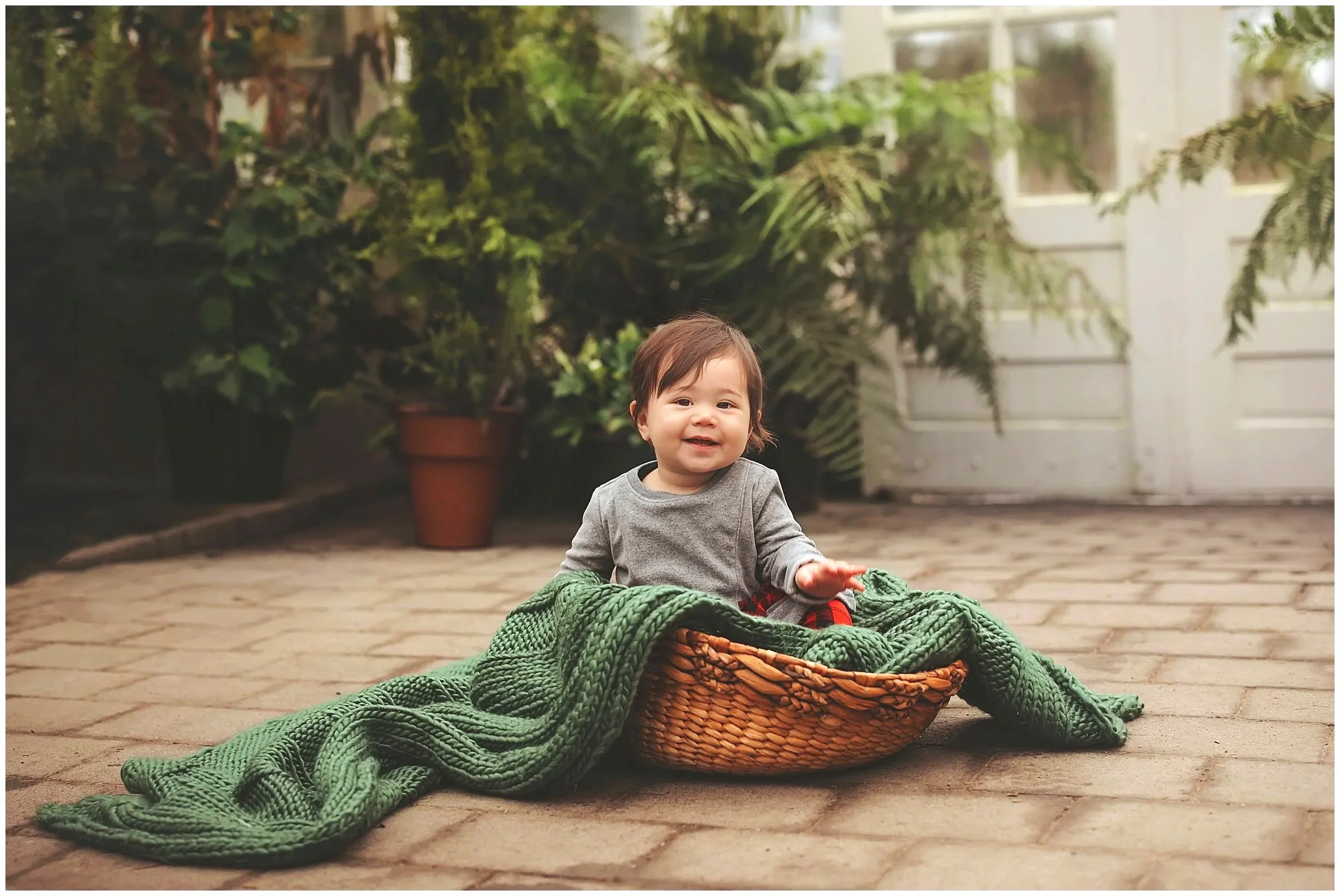 erin-cox-photography-1-year-session-abby-9.jpg