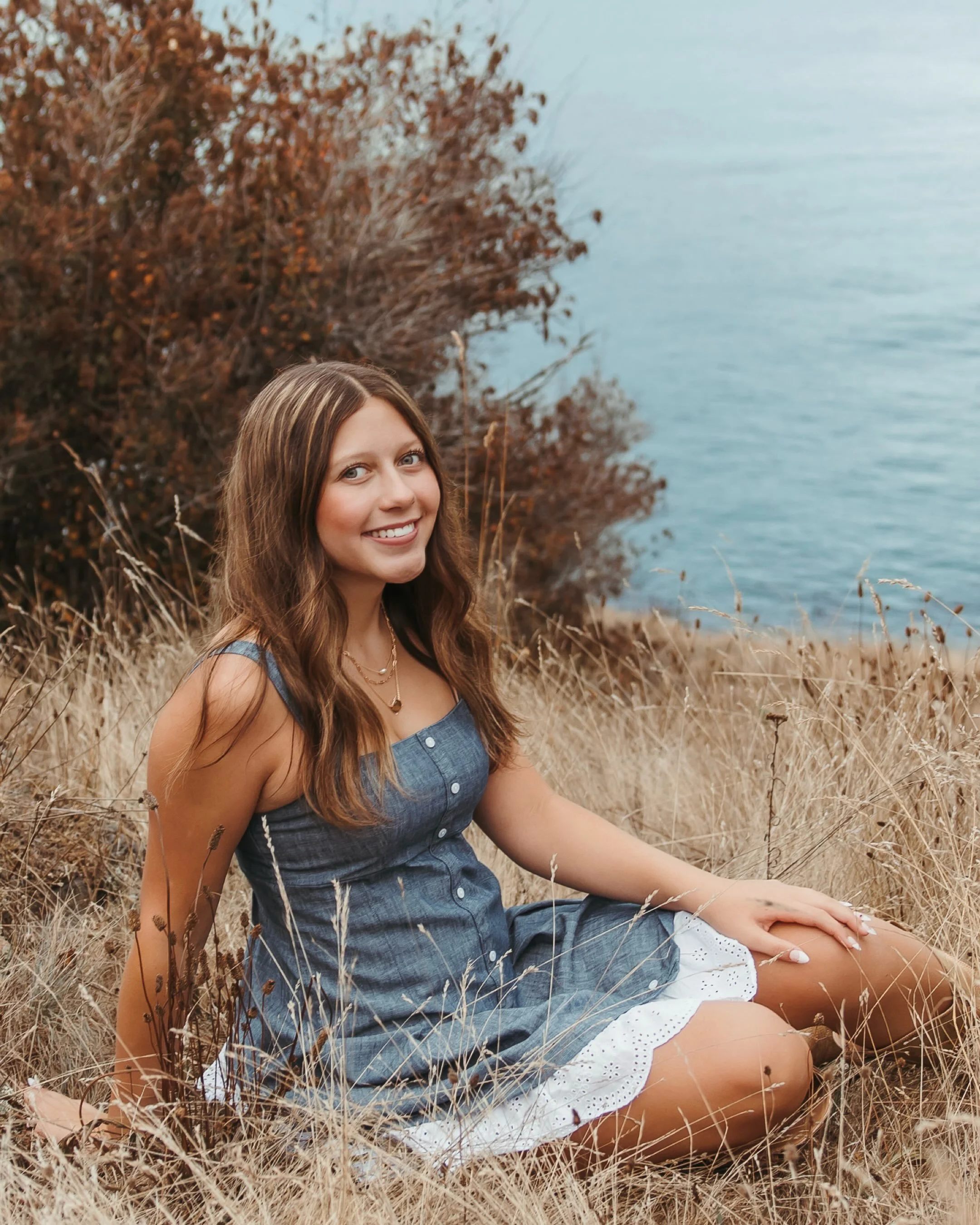 Kamryn | Class of 2027 ✨
All the way from Idaho!

The clouds &amp; showers rolled in, the wind picked up, but Kamryn made the whole evening look effortless. 🤍