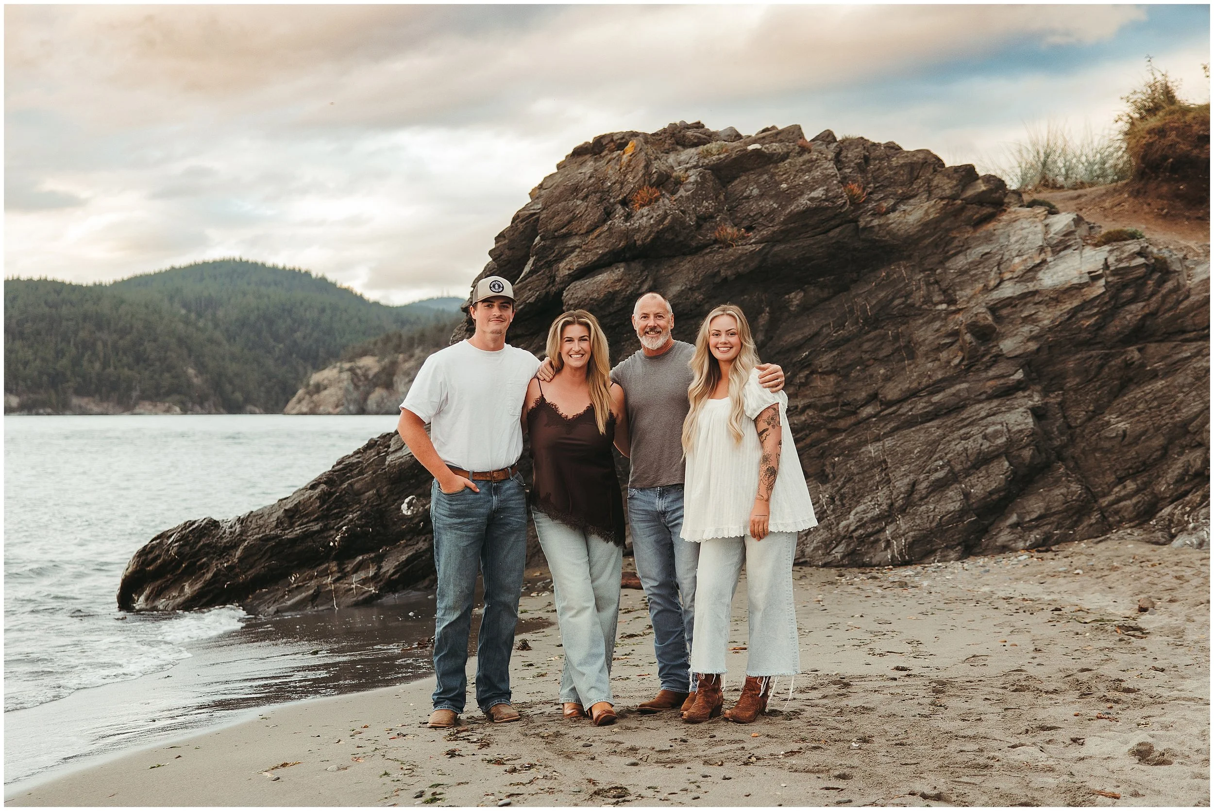 26 Years &amp; Living the Dream | A Beautiful Family Session