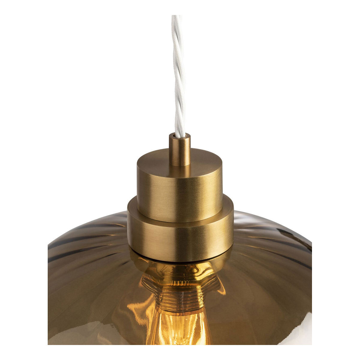 giselle_amber_pendant_detail_DSC2518_6951994be4cefef86ac78020d31182d4-1.jpg