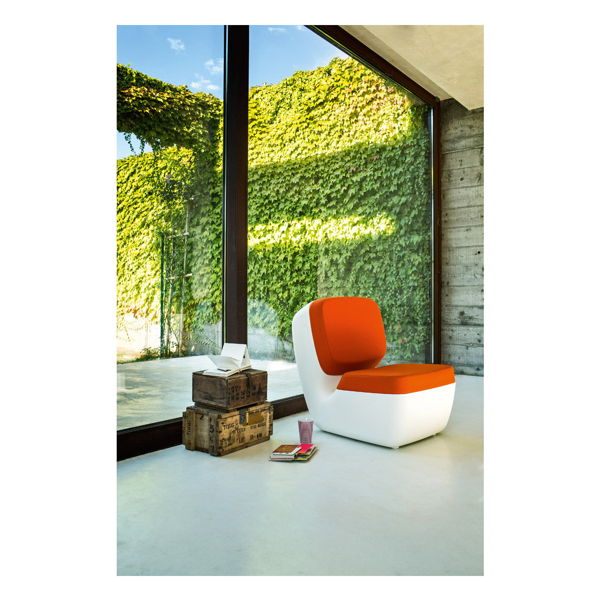Magis_nimrod_lounge_ambient_mono_SD52_orange_01_hr.jpg