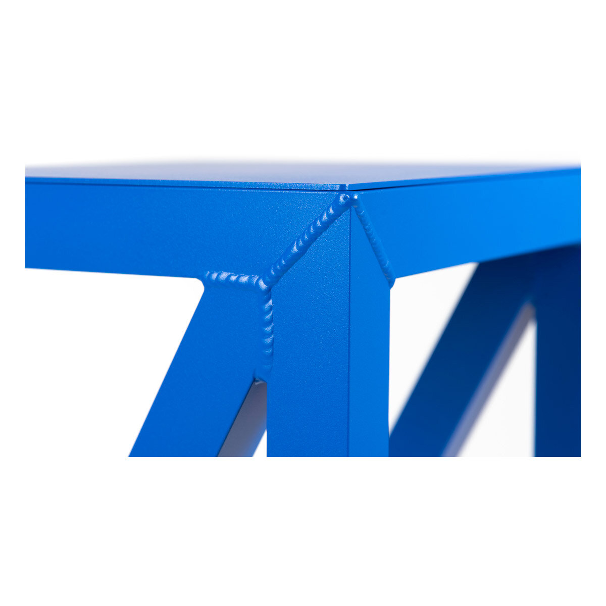 Magis_bureaurama_stool_product_detail_SD2771_blue_02_hr.jpg