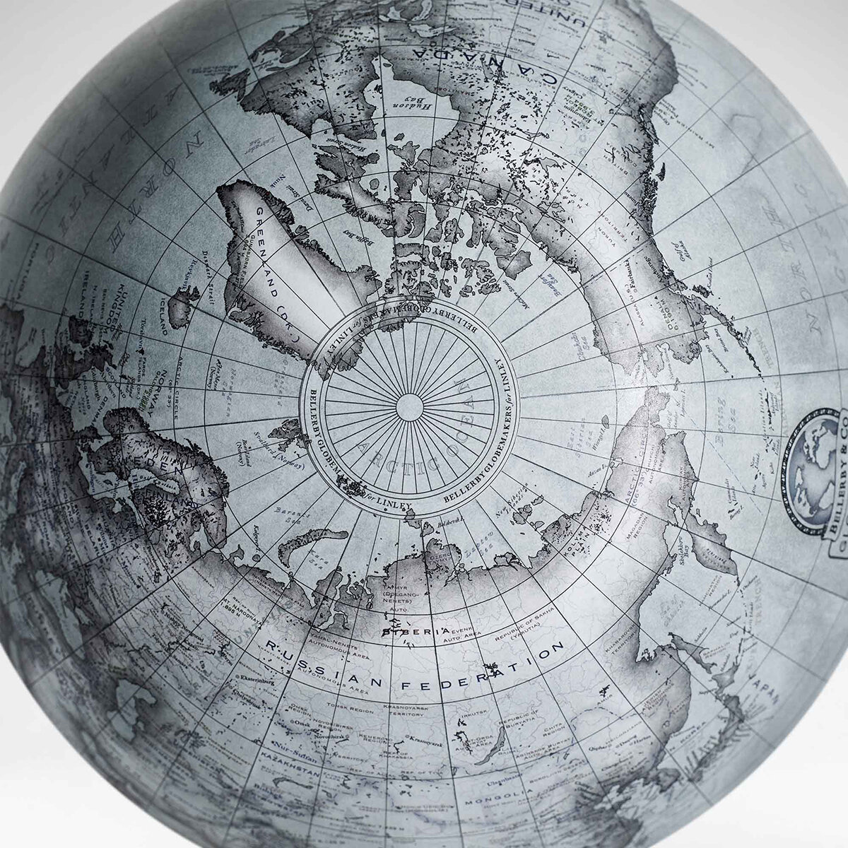 mini_desk_globe_grey_003_ws_2500x2500.jpg