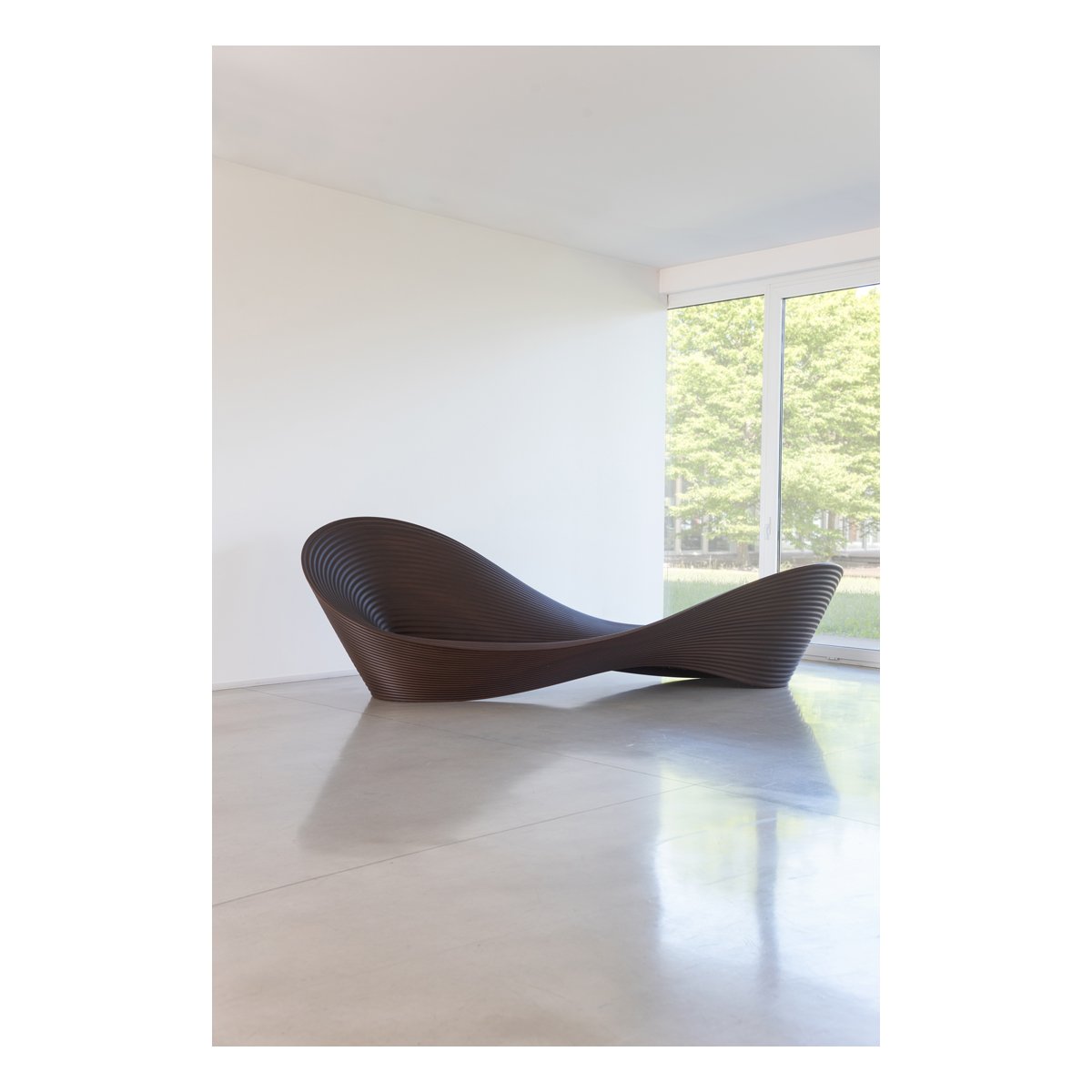 Magis_folly_bench_ambient_SD18_brown_01_hr.jpg