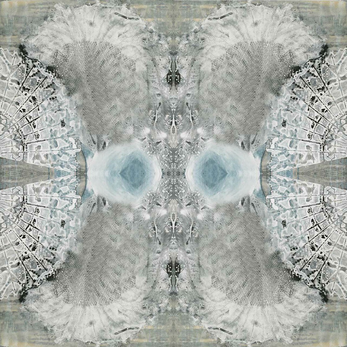 w-white-veil-cropped-B__15447.1653136688.jpg
