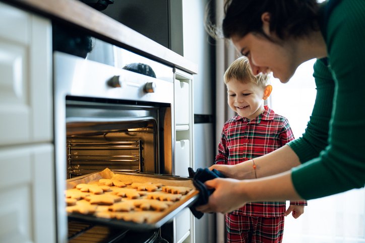 Toddlers &amp; The Holidays: Understanding Big Feelings in a Big Season