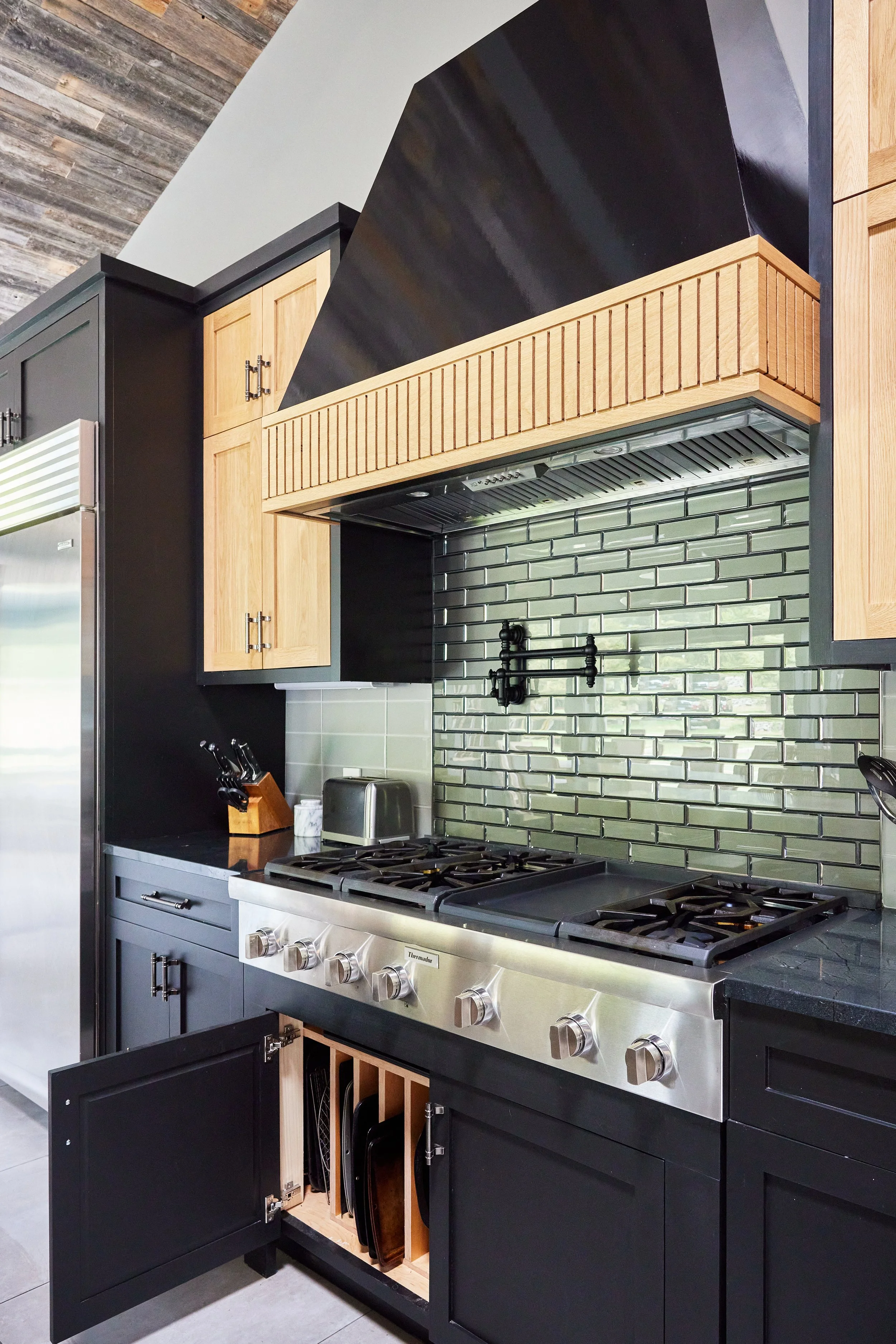 Chris ODell's House Oven Range Stovetop Cabinet organization Vertical.jpg