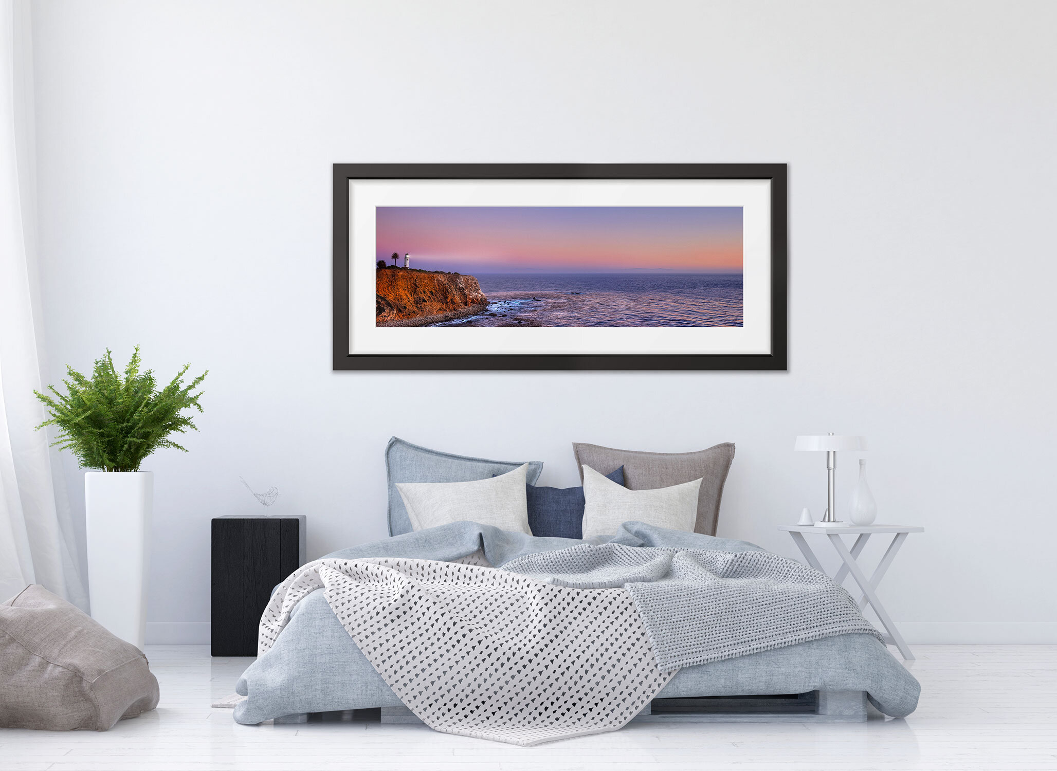 POINT-VICENTE-BLACK-FRAME.jpg