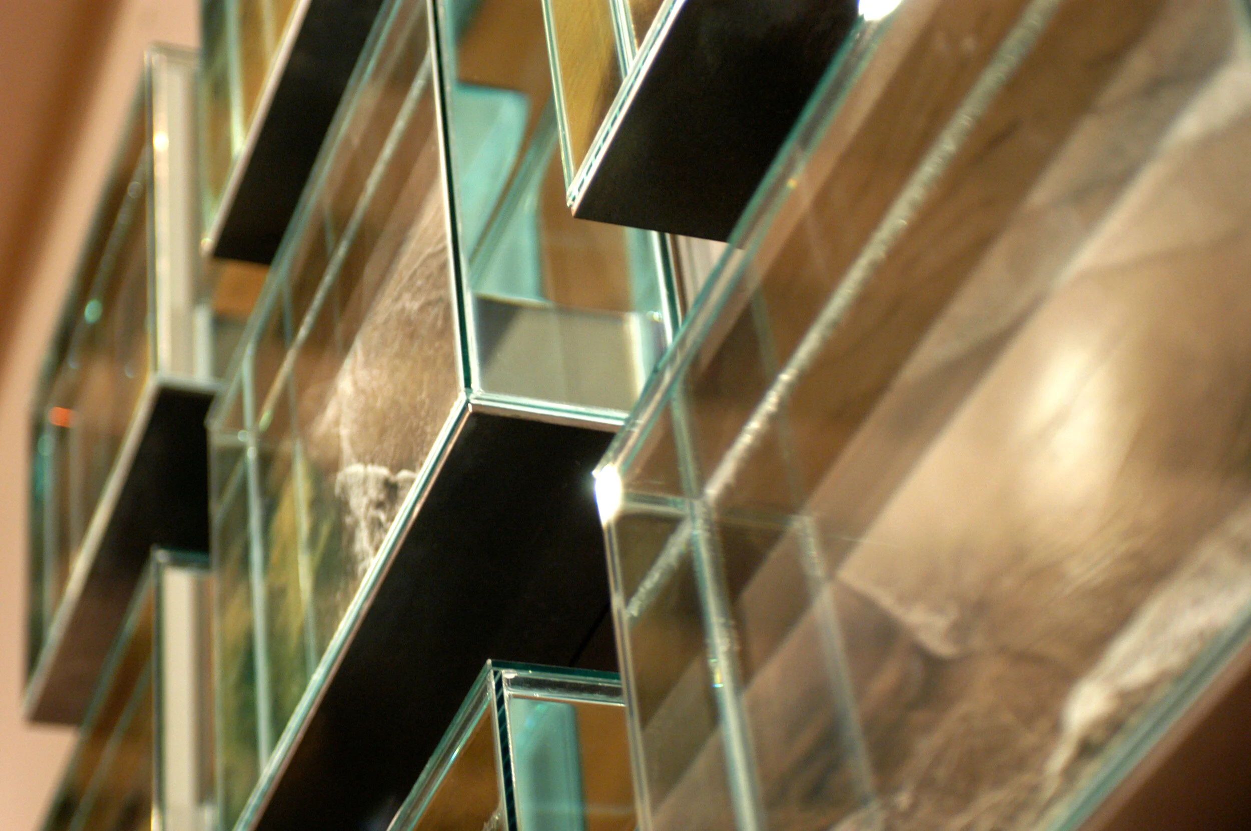 DAVID TEEPLE: Fluidic Refraction Devices and other objects/Photographs, sculpture and artist’s books