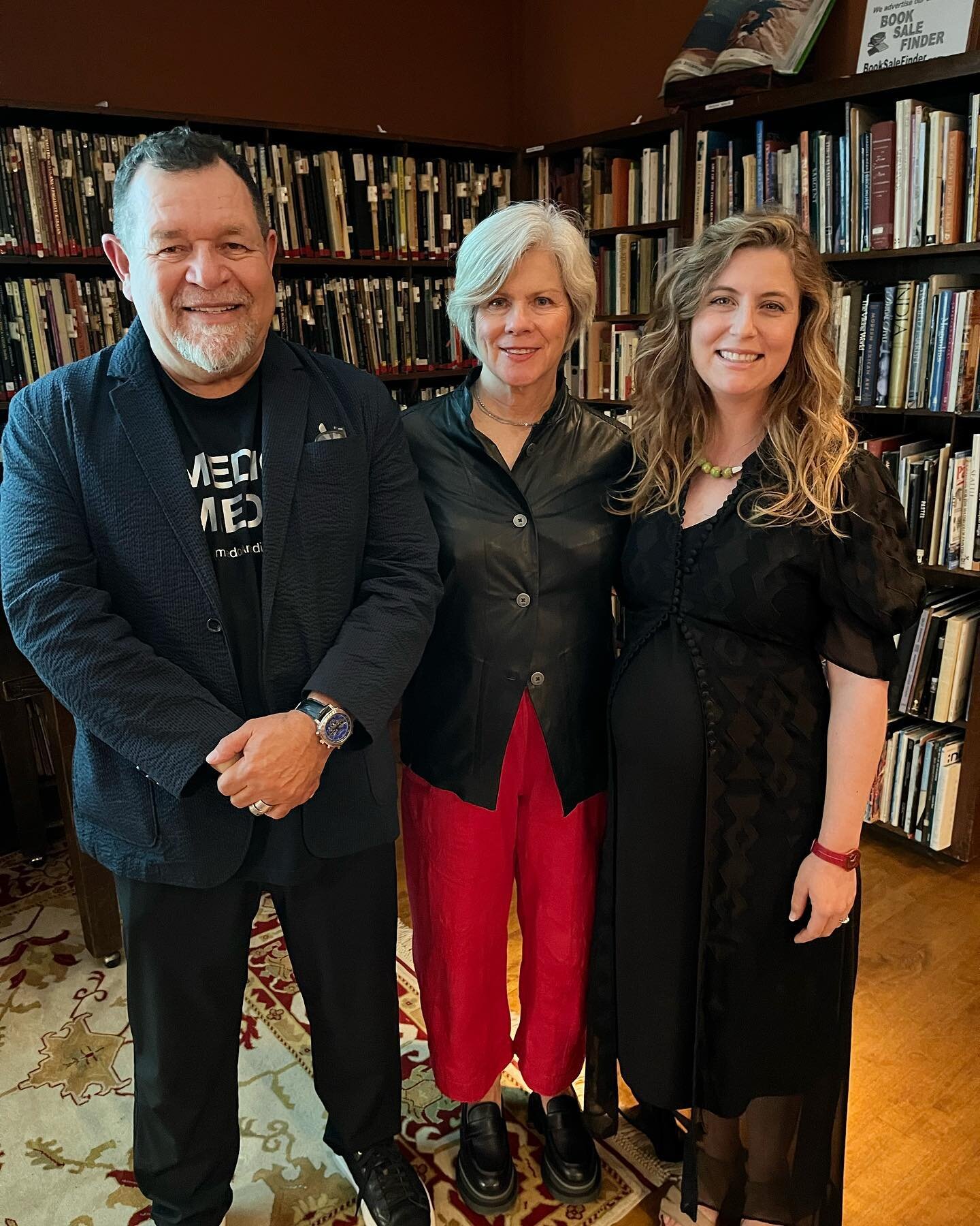 We were honored to have Marcos Ramirez ERRE speak at the Athenaeum last week! The renowned artist shared his insights and experiences, discussing his creative process and the inspiration behind his thought-provoking works of art. He covered many of h