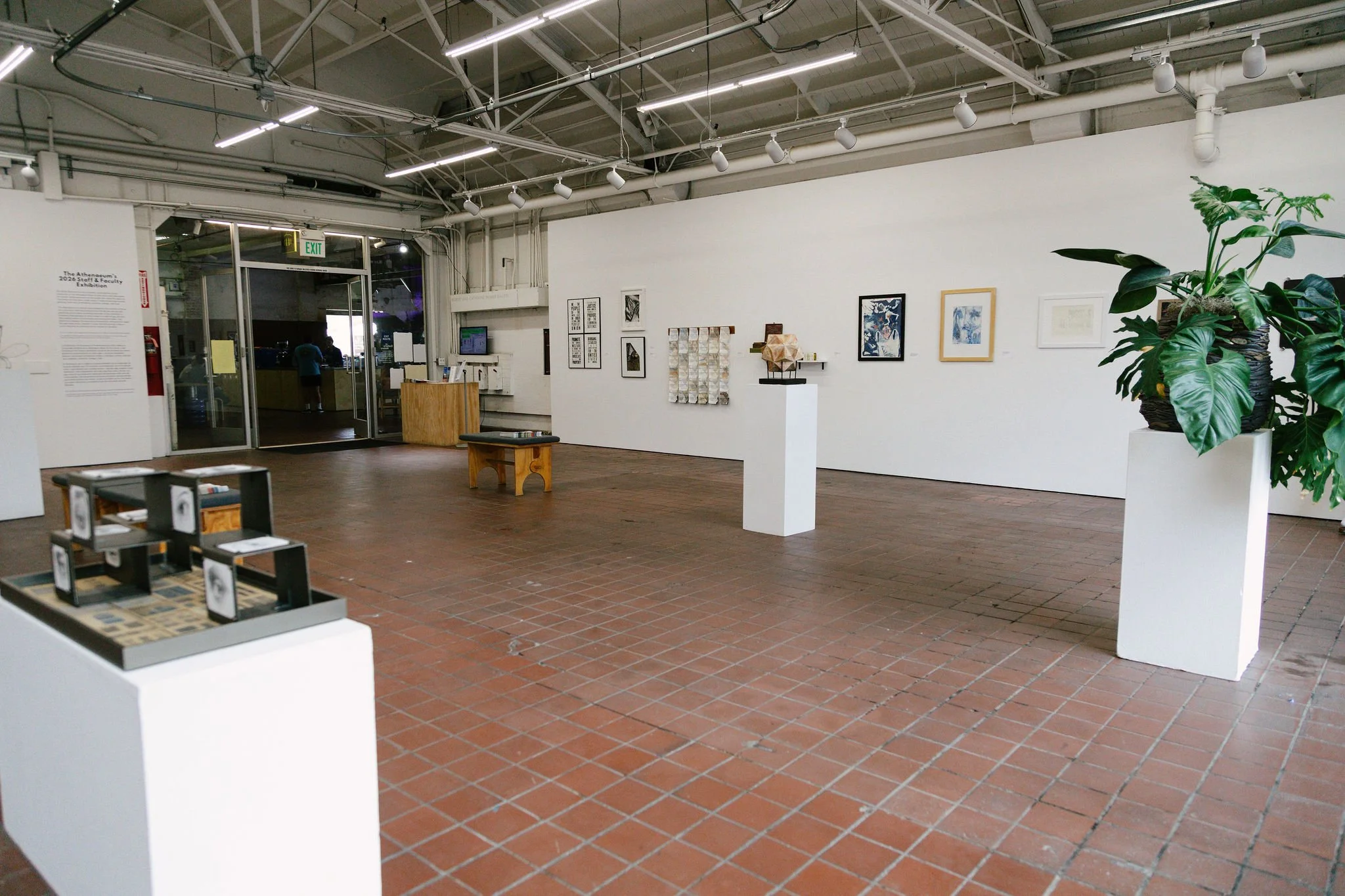 AACStaffShow_141.jpg