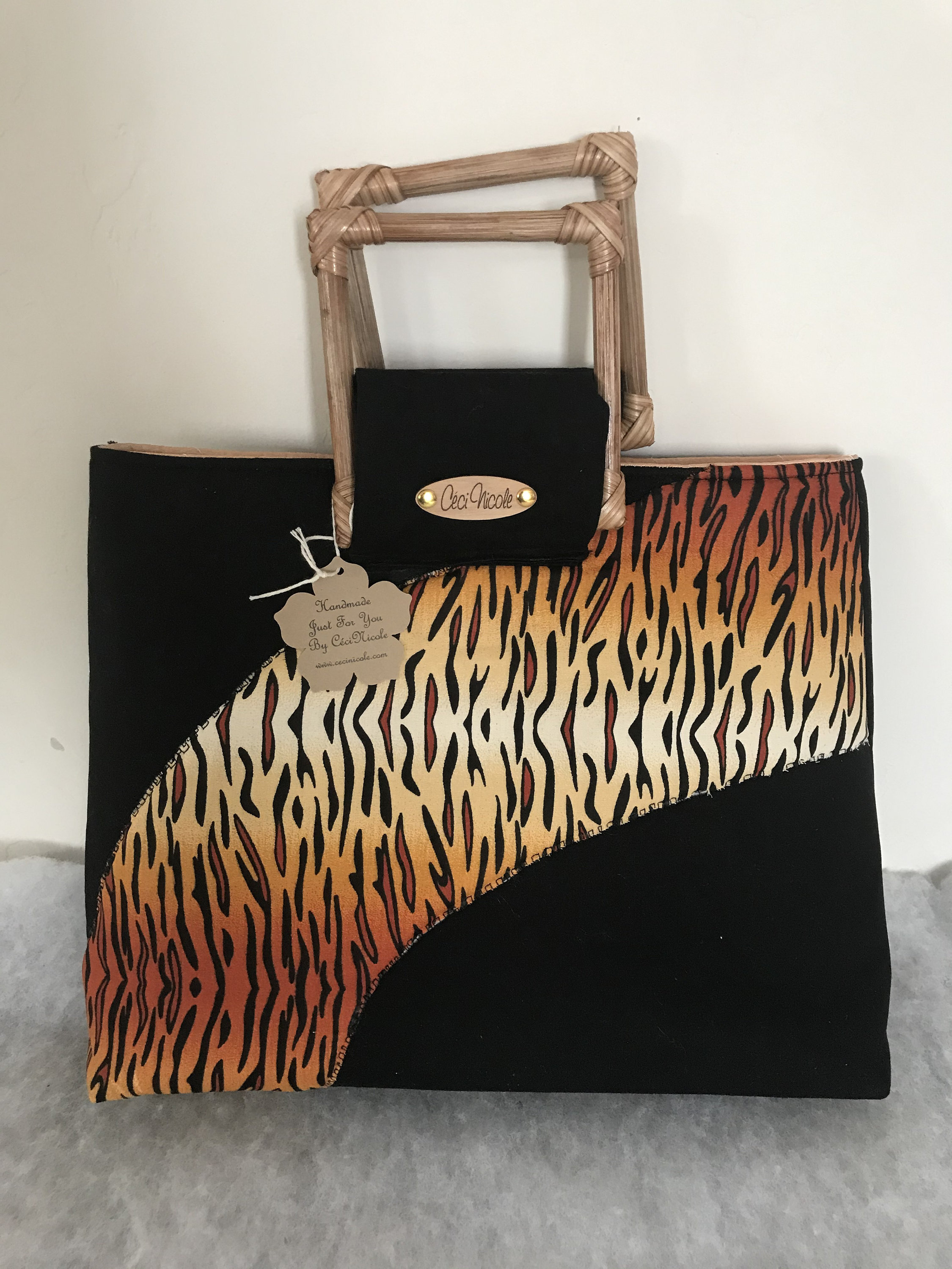 Tiger Stripe Purse with Single Strap | Tiger-Universe