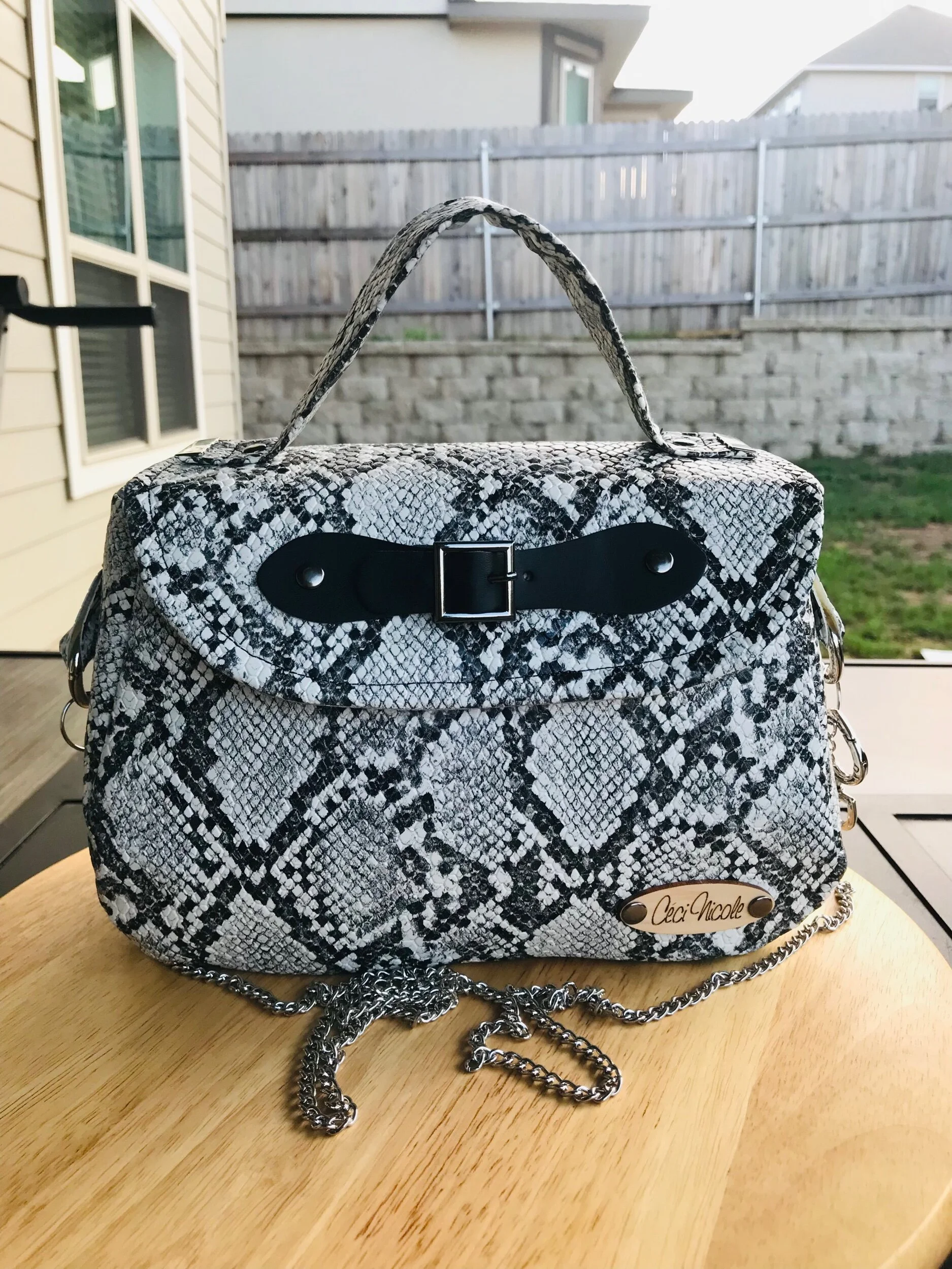 FF7F0AFC-780B-4549-A96A-4BB5C00F473E