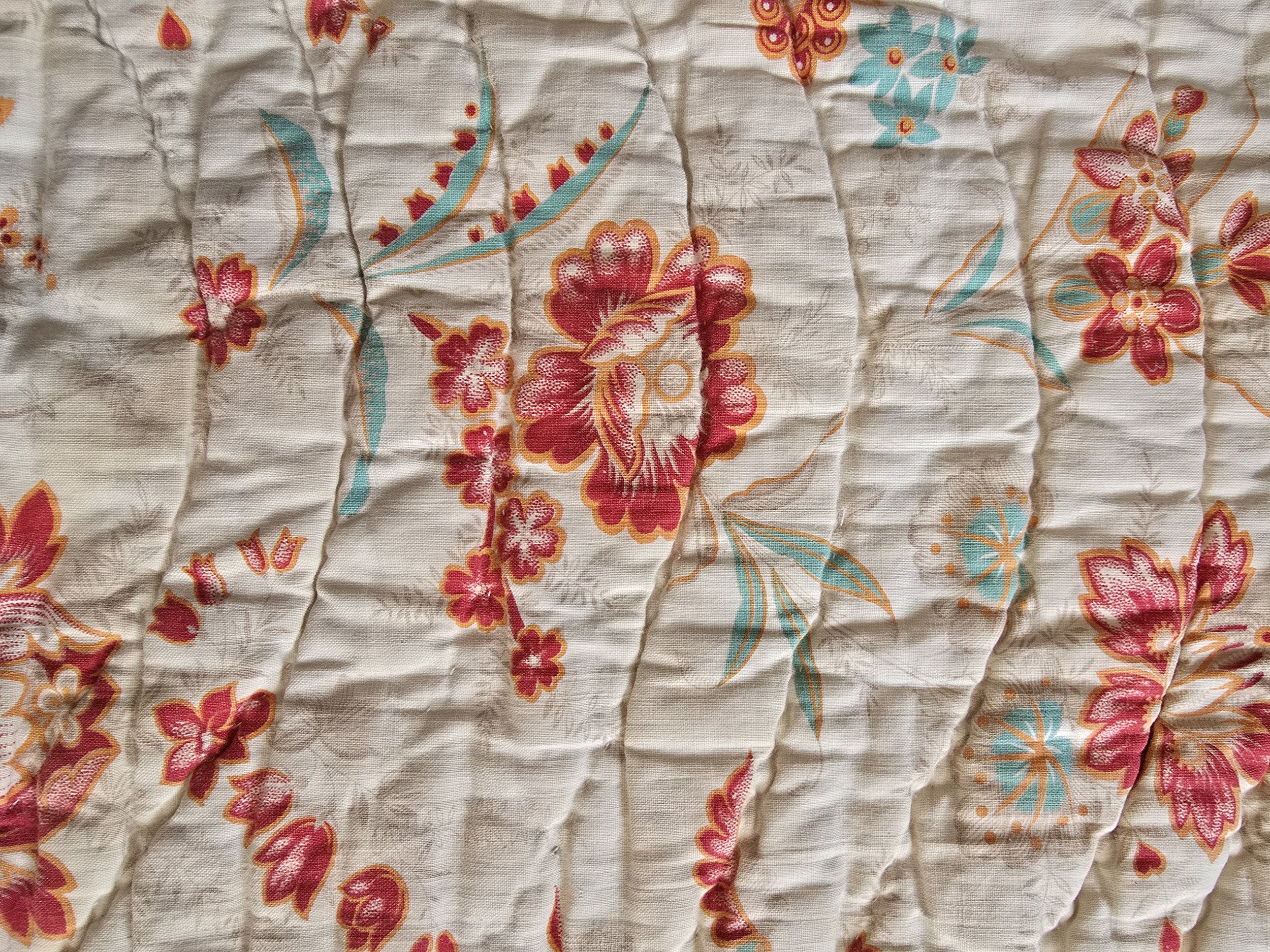 midcentury-floral-quilt-france.jpg