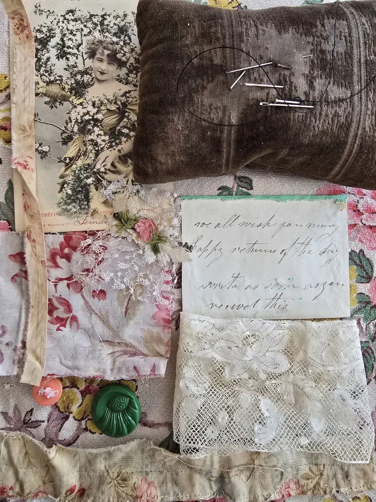 langage-des-fleurs-postcard-closeup.jpg.webp