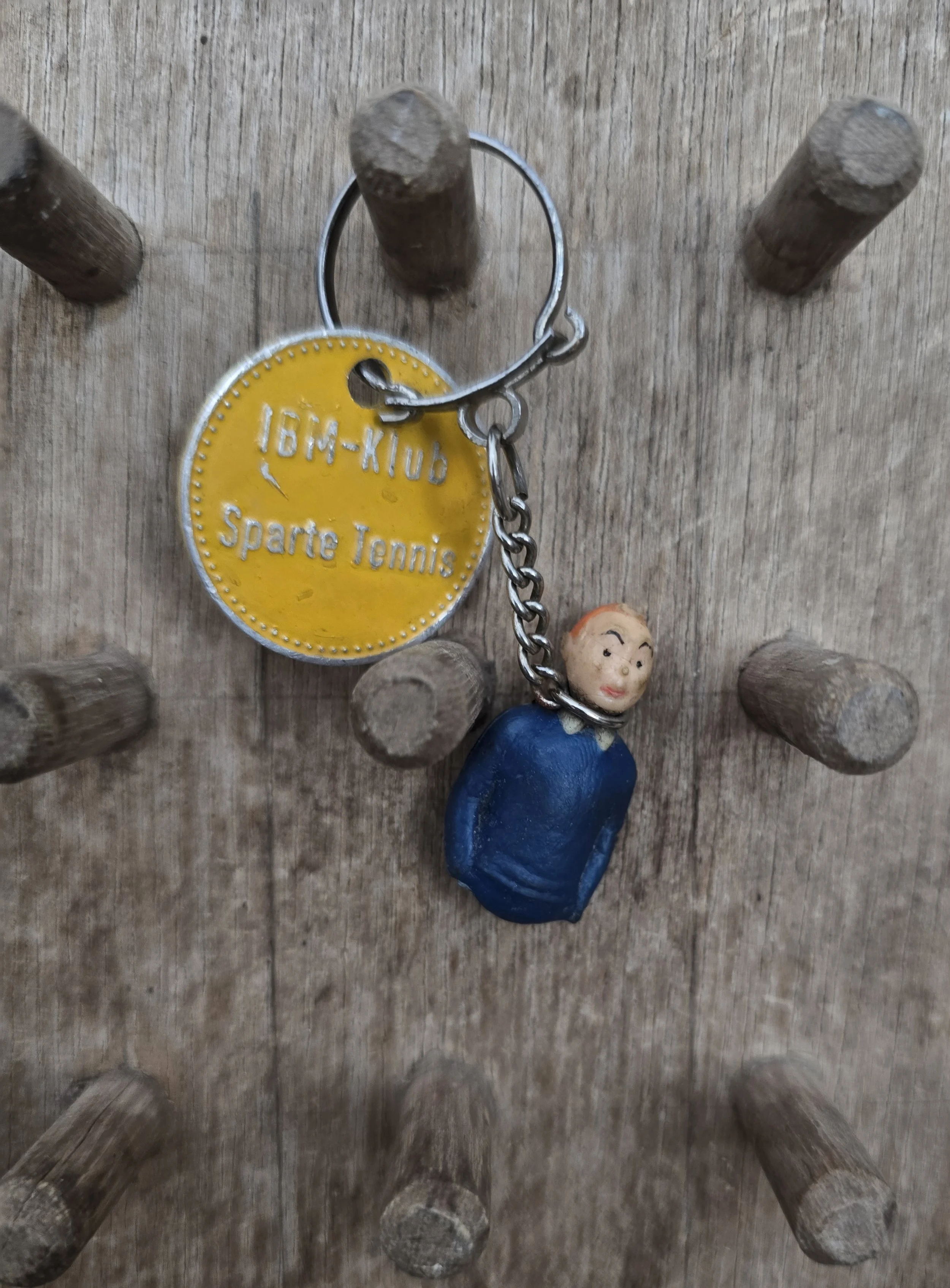 Vintage Tintin Bust Keyring, IBM Club Tennis Souvenir, 1980s Collectible