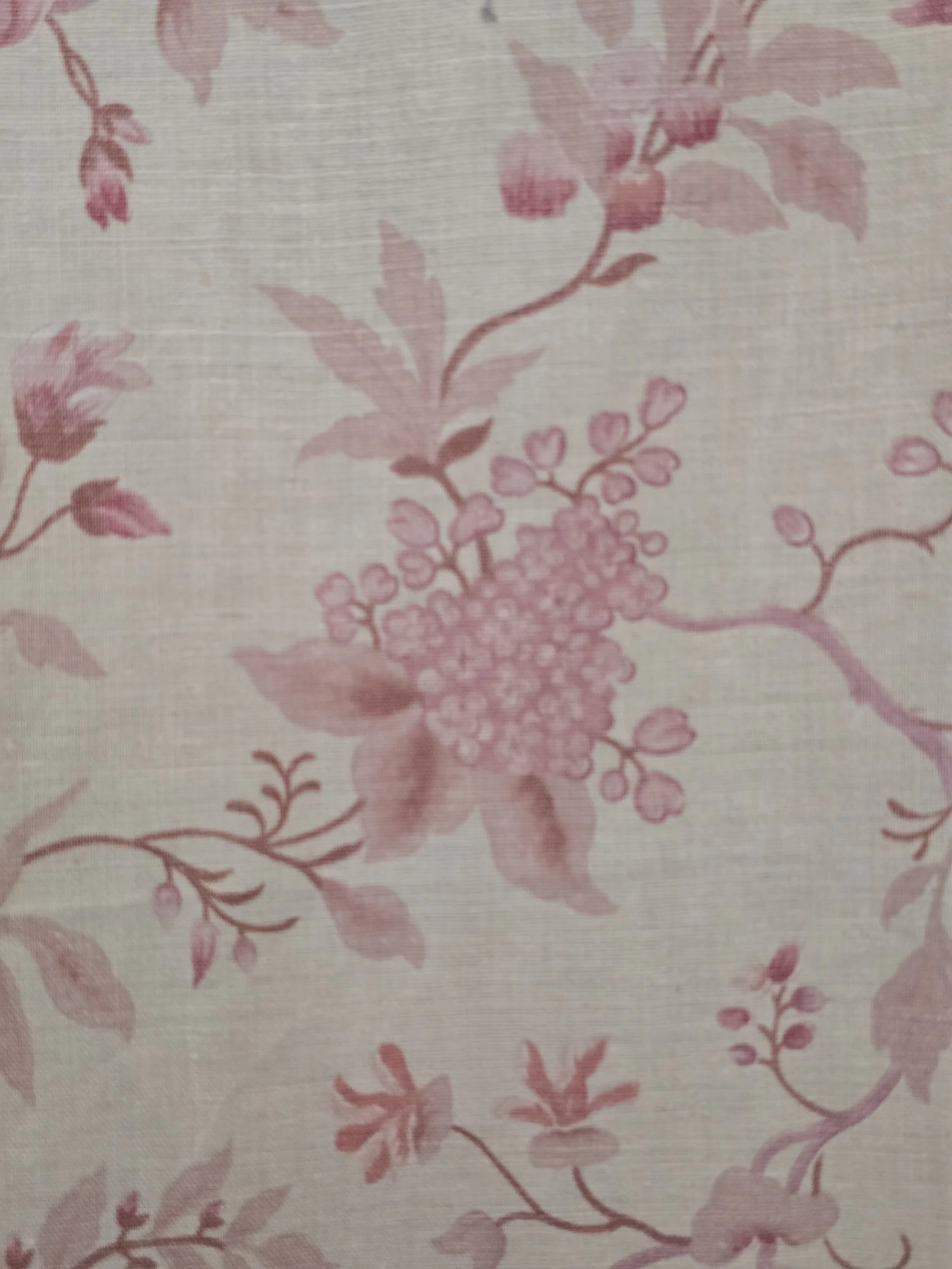 vintage-chateau-style-fabric-close-up.jpg