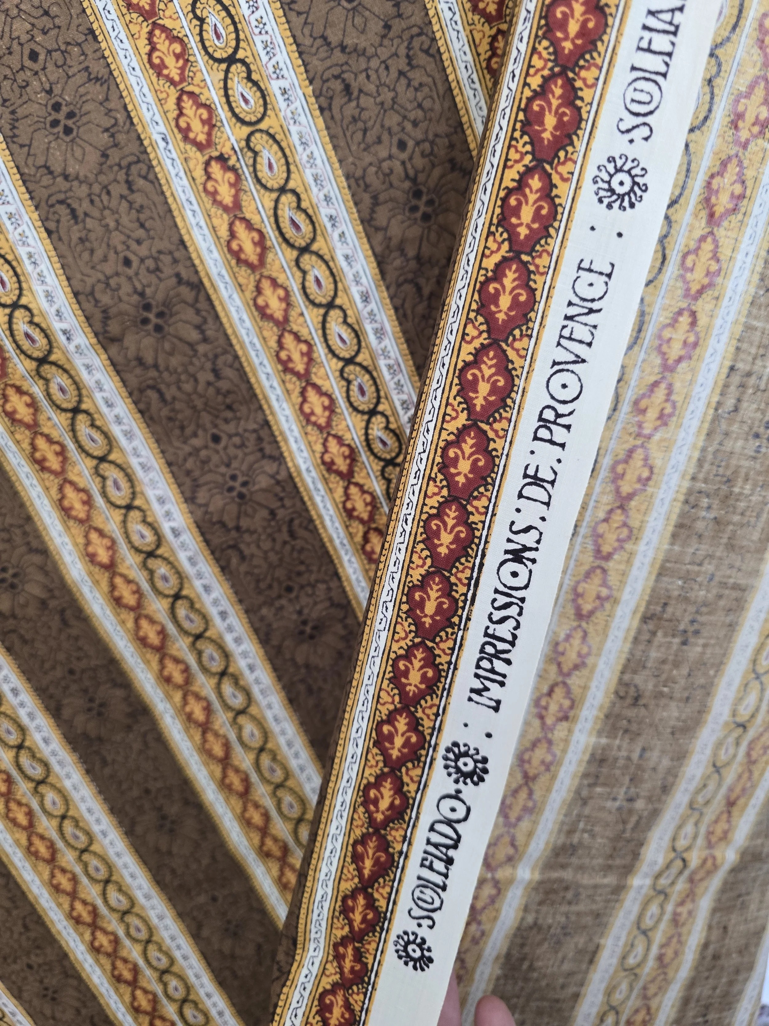 Original printed selvedge reading Souleiado Impressions de Provence on 1960s French fabric.