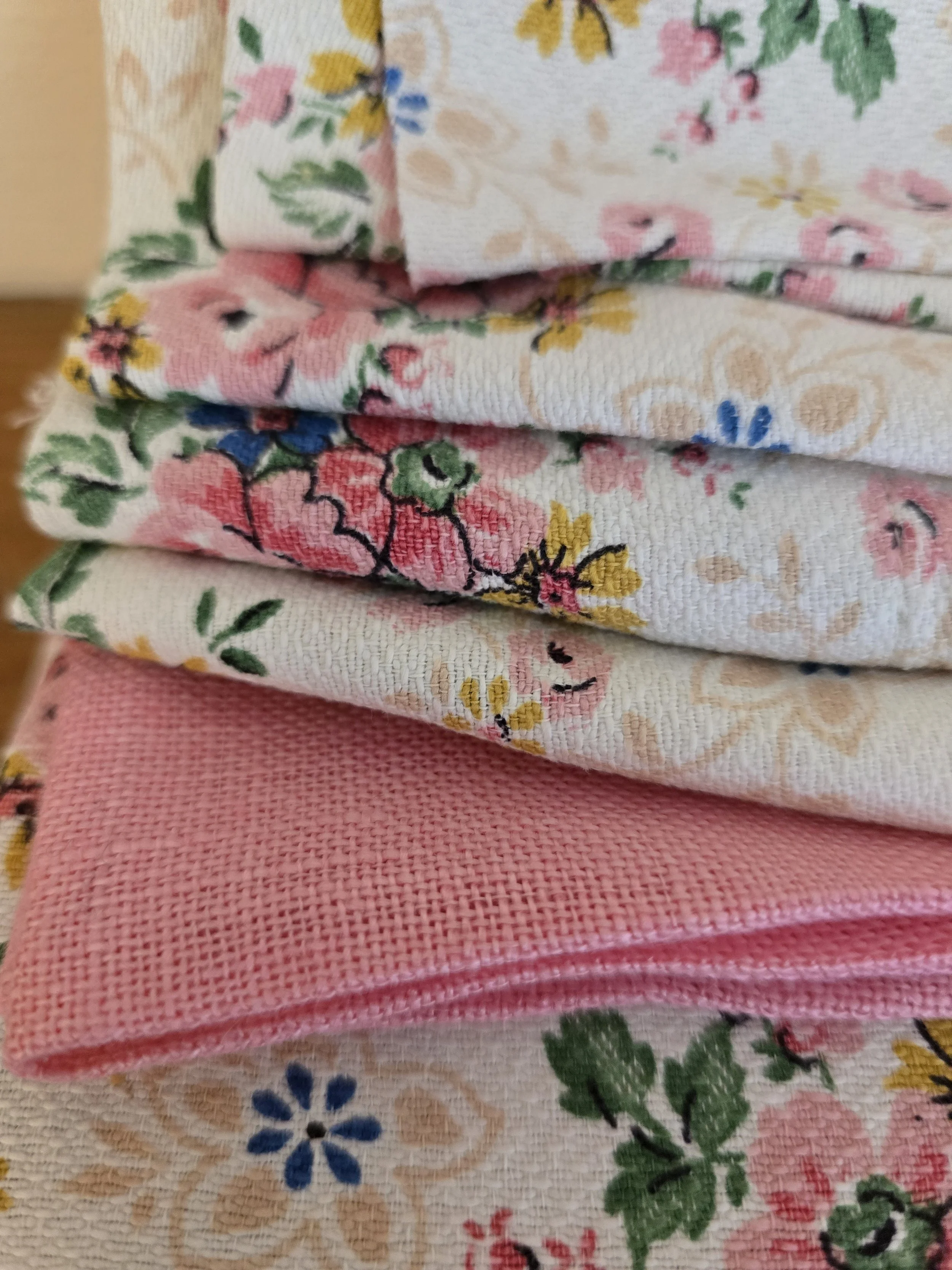 Curated bundle of vintage quilting fabrics with pink textured textile (Copy)