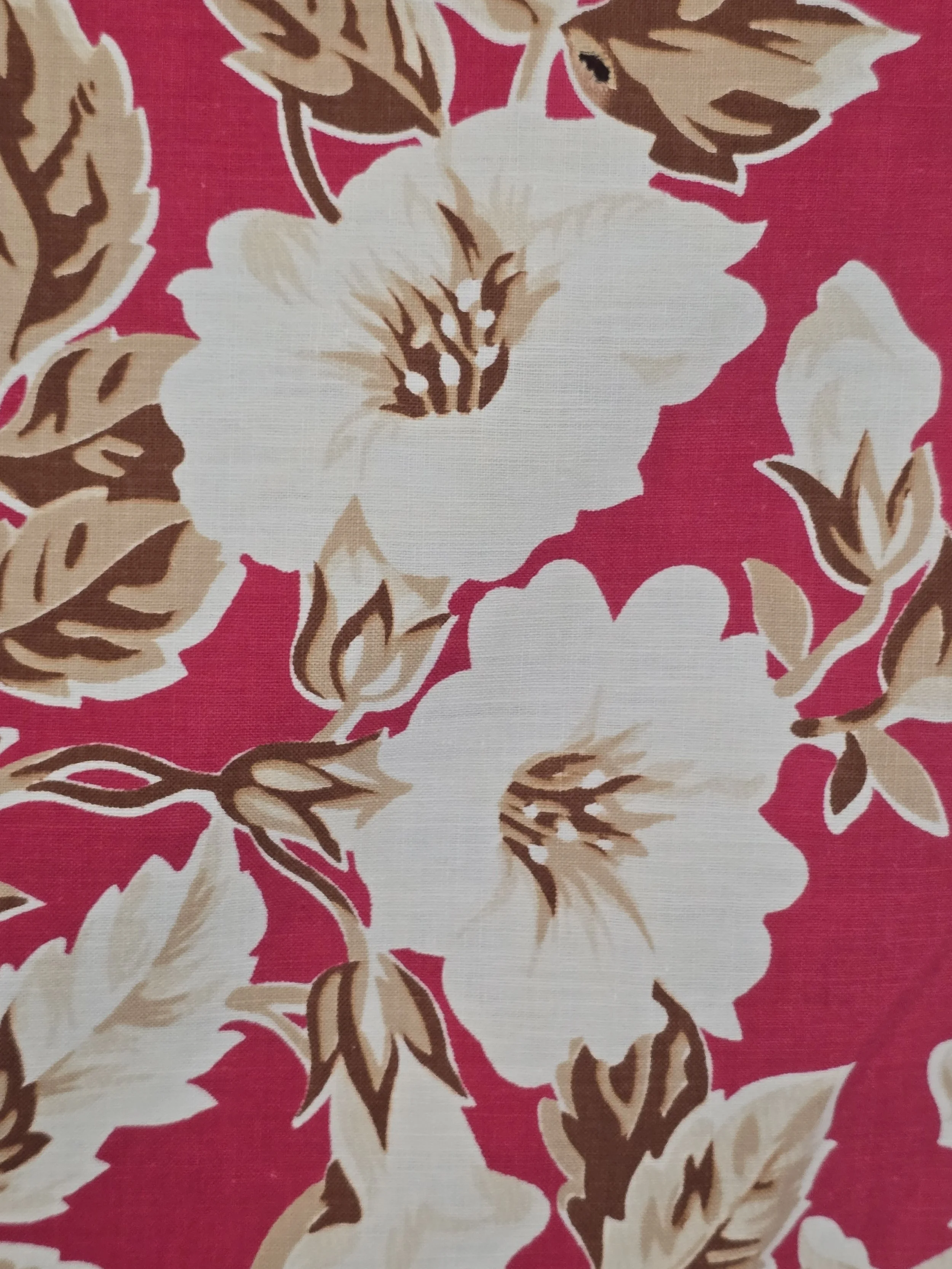Mid-century floral furnishing textile with flowing botanical pattern