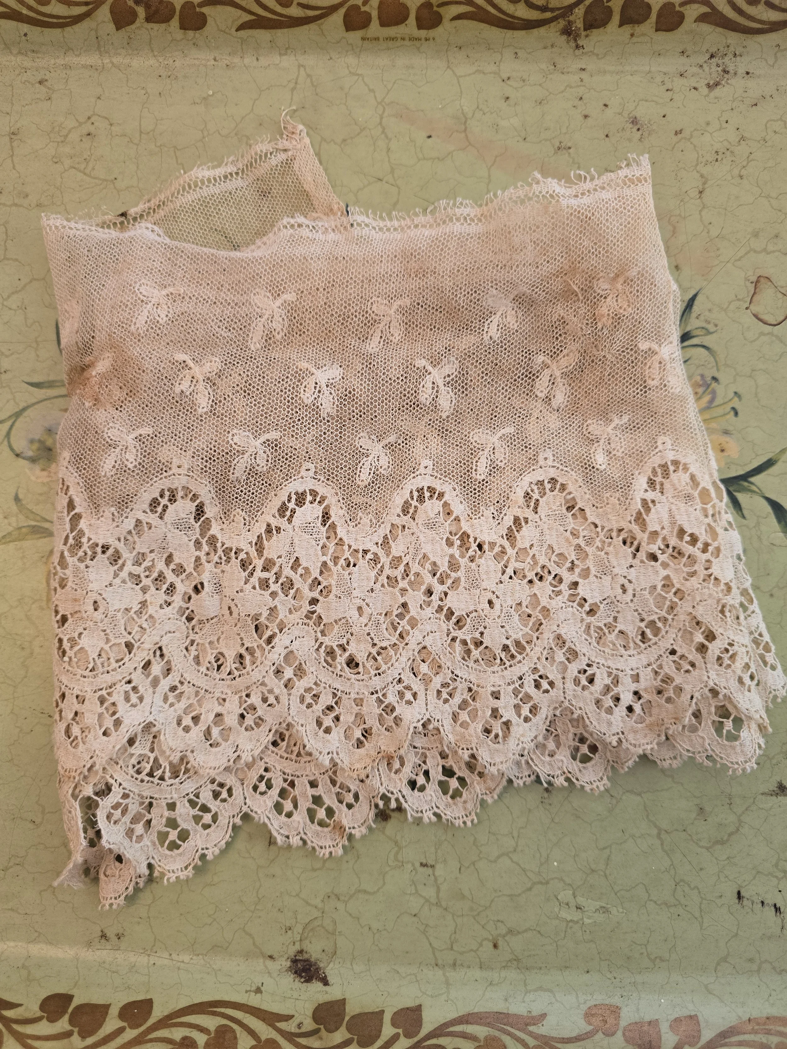 Antique French lace trim with floral openwork scalloped border