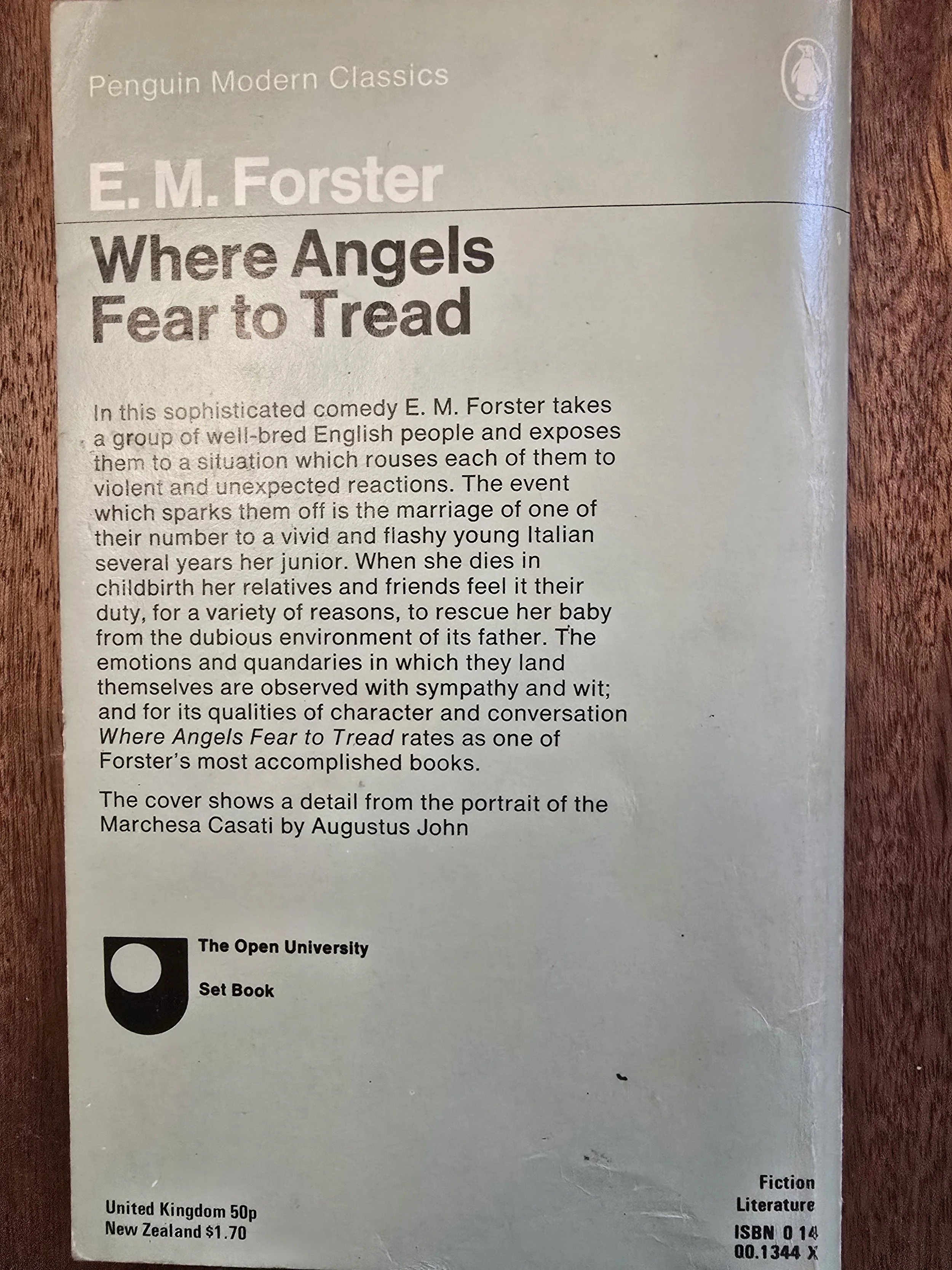 vintage-penguin-forster-where-angels-fear-to-tread-back.jpg