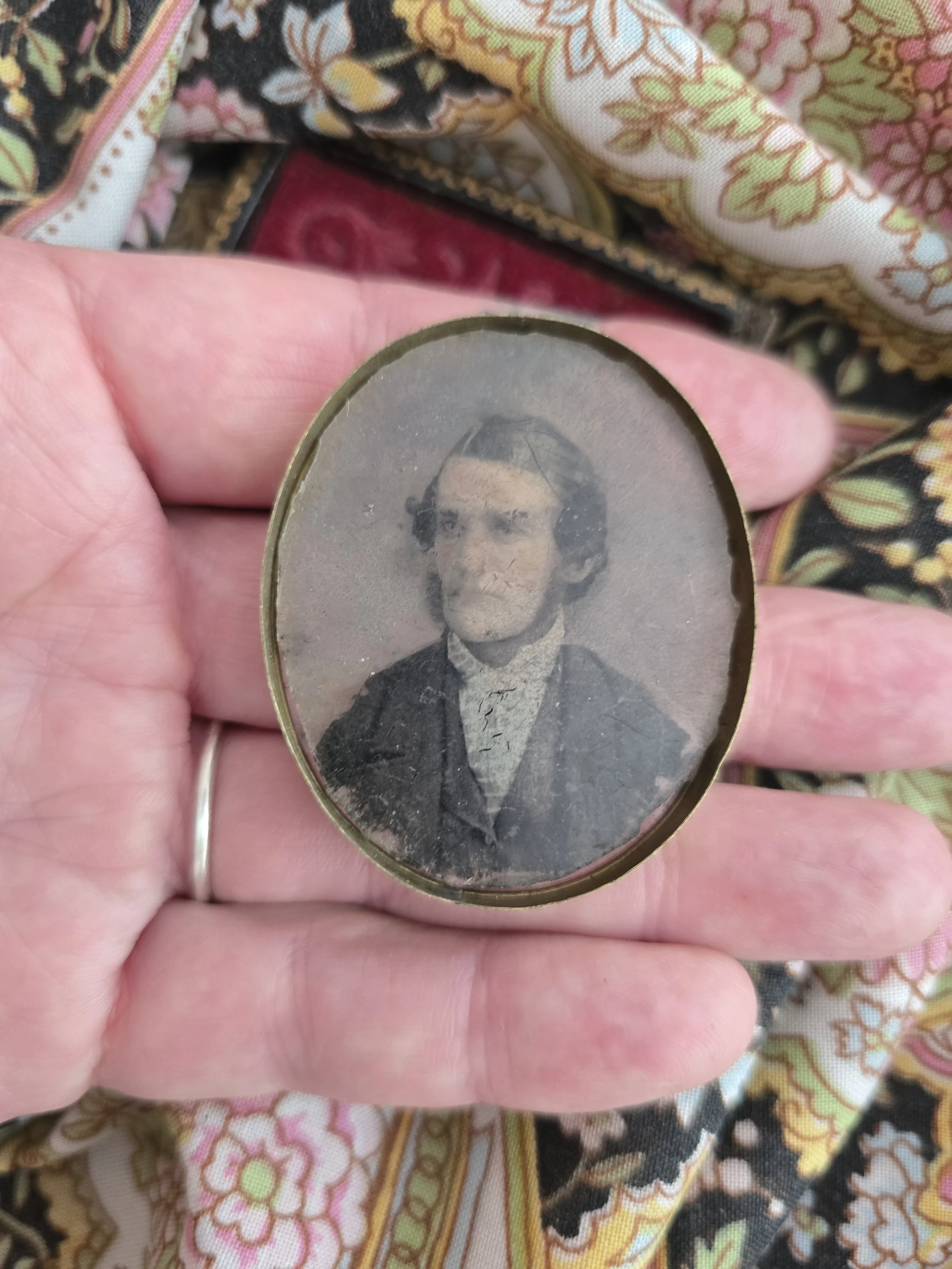 Reverse of an antique Victorian tintype portrait.