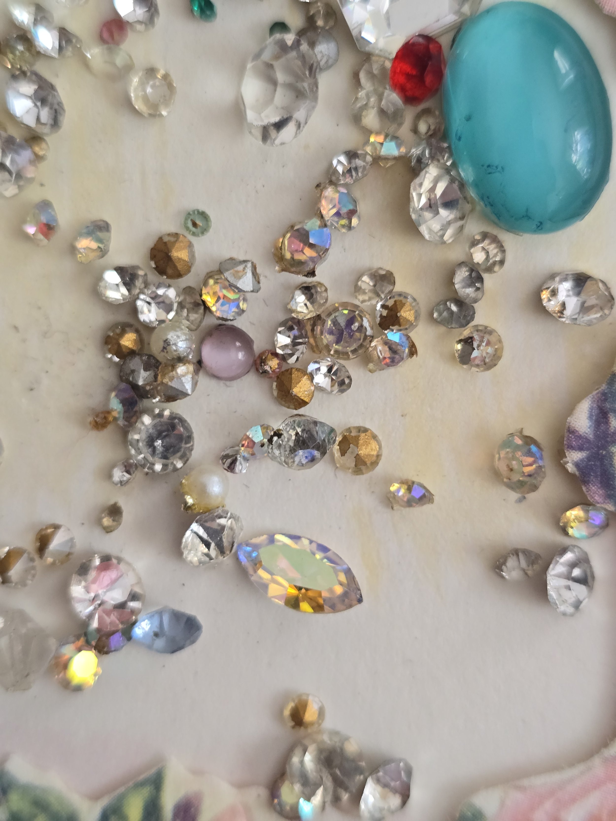 Vintage jewellery findings suitable for creative textile projects.
