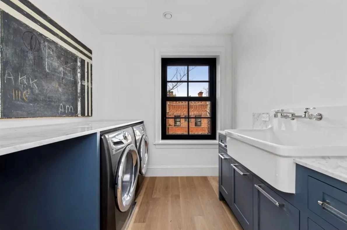 271 Hicks Laundry.JPG