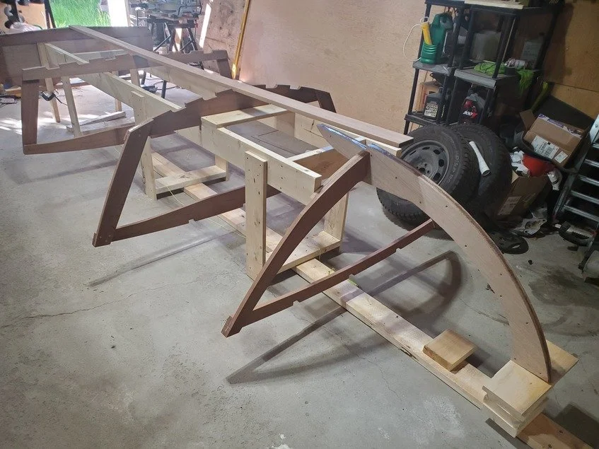 Figure 2 Frames and stem on building form